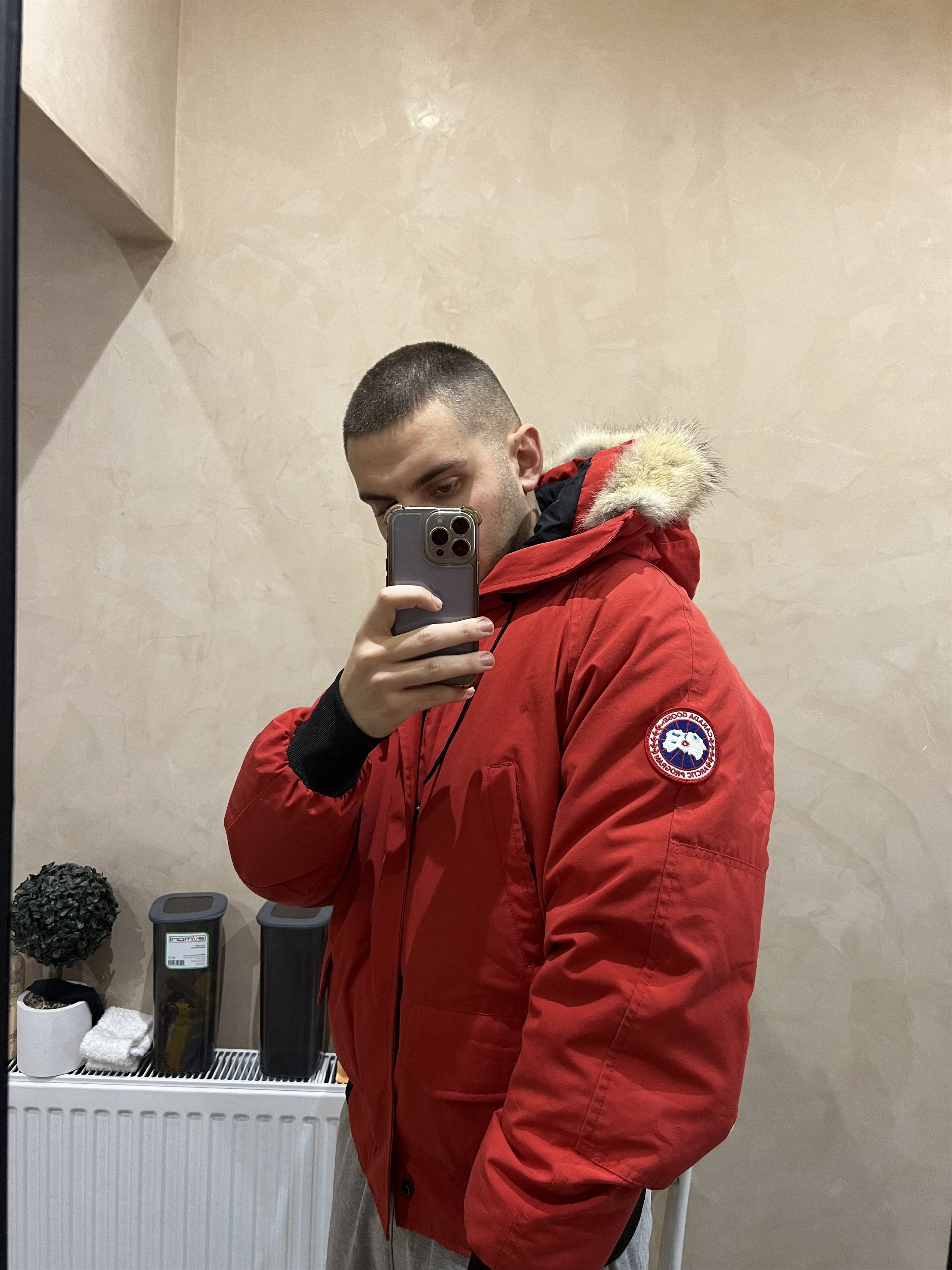 Canada Goose CANADA GOOSE 7950M CHILLIWACK BOMBER Down Jacket Red Men’s Size US M / EU 48-50 / 2 - 12 Thumbnail