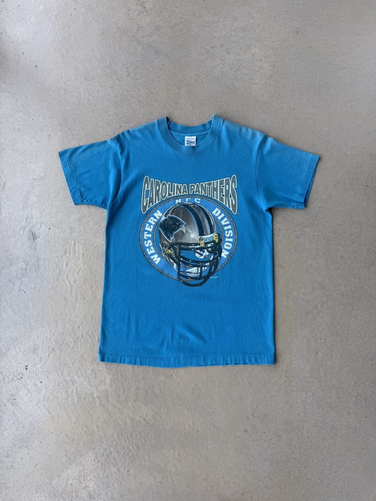 Salem Sportswear 1990s Carolina Panthers Salem Sportswear Helmet T-shirt Size US M / EU 48-50 / 2 - 1 Thumbnail