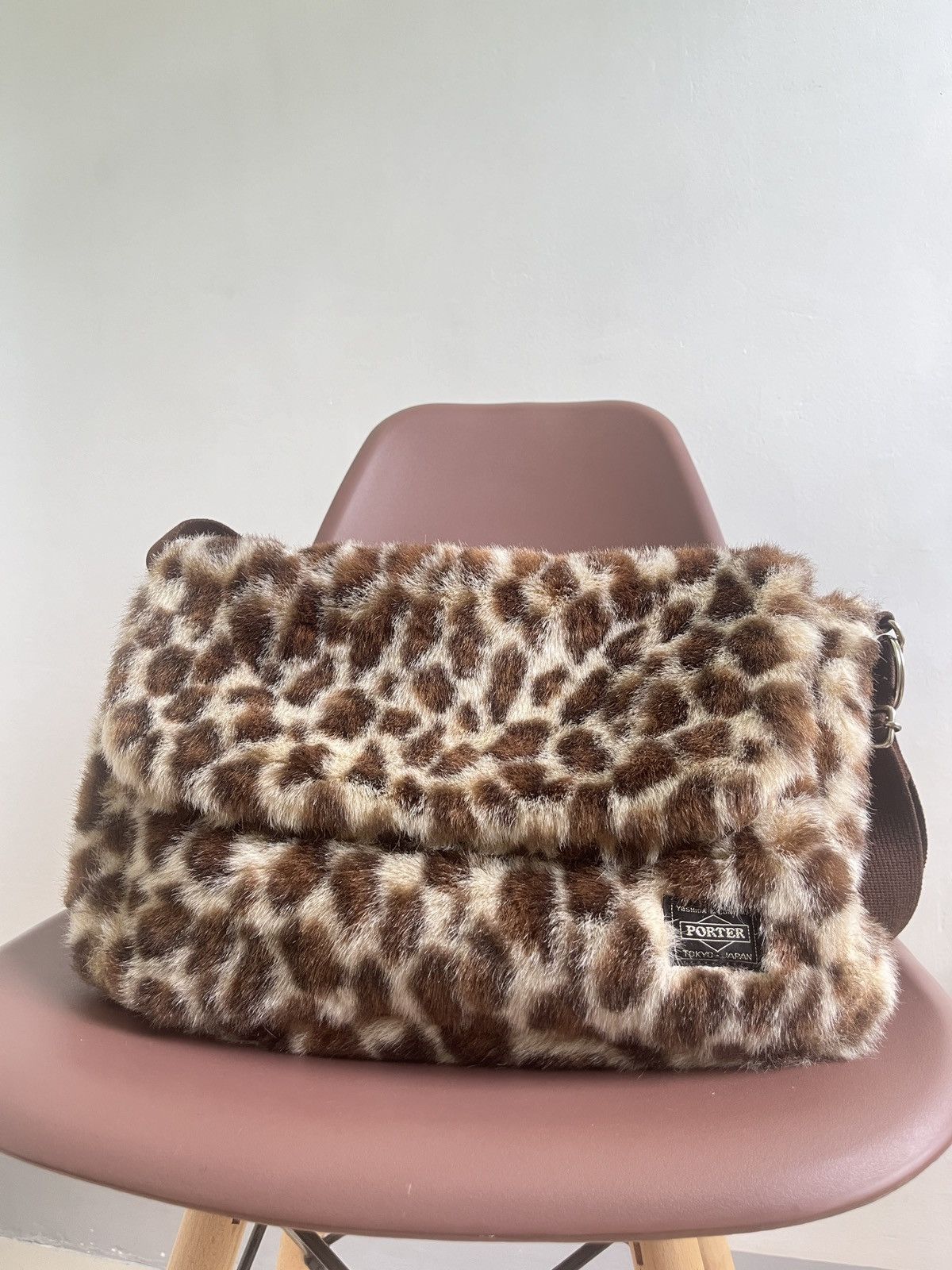Head Porter Leopard Faux Furr Crossbody Bag Size ONE SIZE - 2 Thumbnail