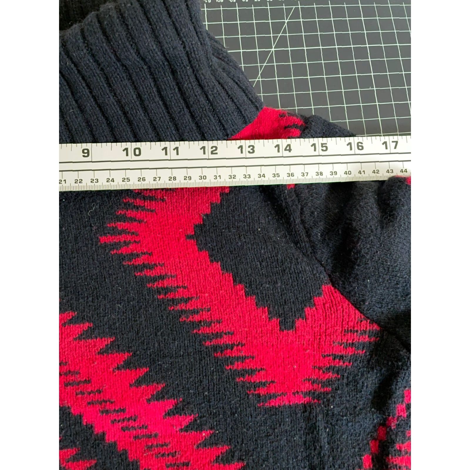 Ralph Lauren VINTAGE Lauren Ralph Lauren Fall Winter Sweater Women's Medium Red Black Aztec Geometric Turtleneck Pullover Bohemian 90s Size M / US 6-8 / IT 42-44 - 7 Thumbnail