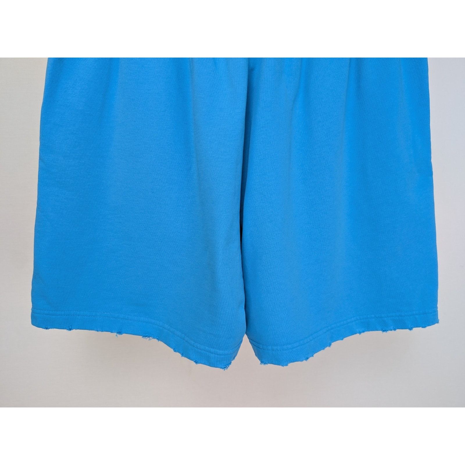 Balenciaga o1rshd1 Q:2 / Pol Camp Crack Print Med Moll Shorts in Blue Size US 32 / EU 48 - 9 Thumbnail