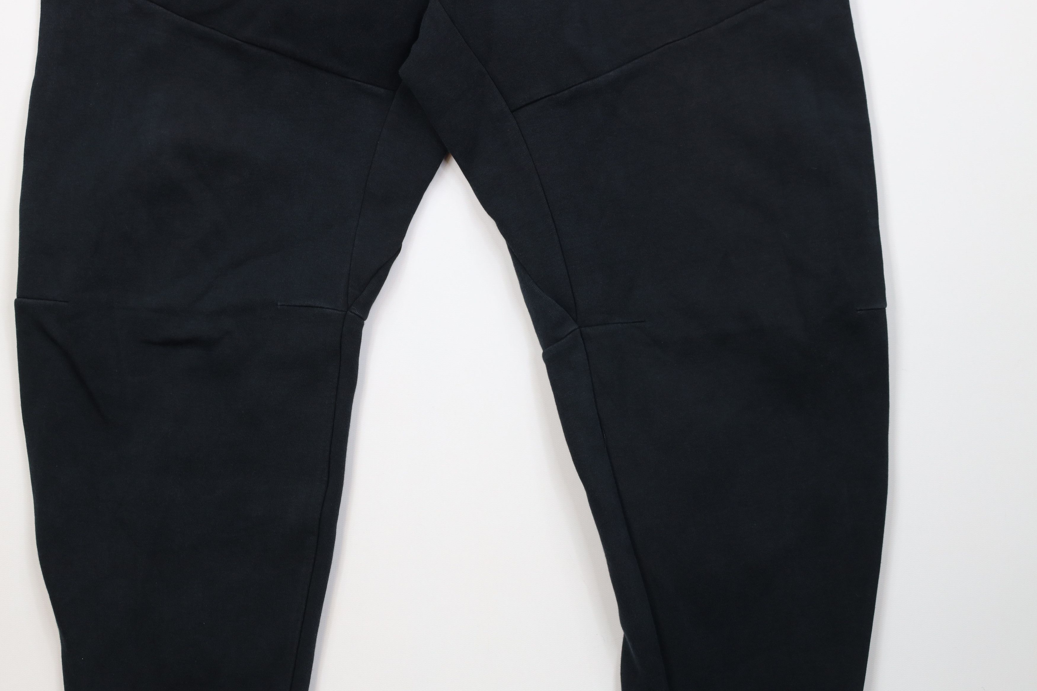 Nike Nike Tech Fleece Spell Out Cuffed Sweatpants Joggers Black Size US 40 / EU 56 - 4 Thumbnail