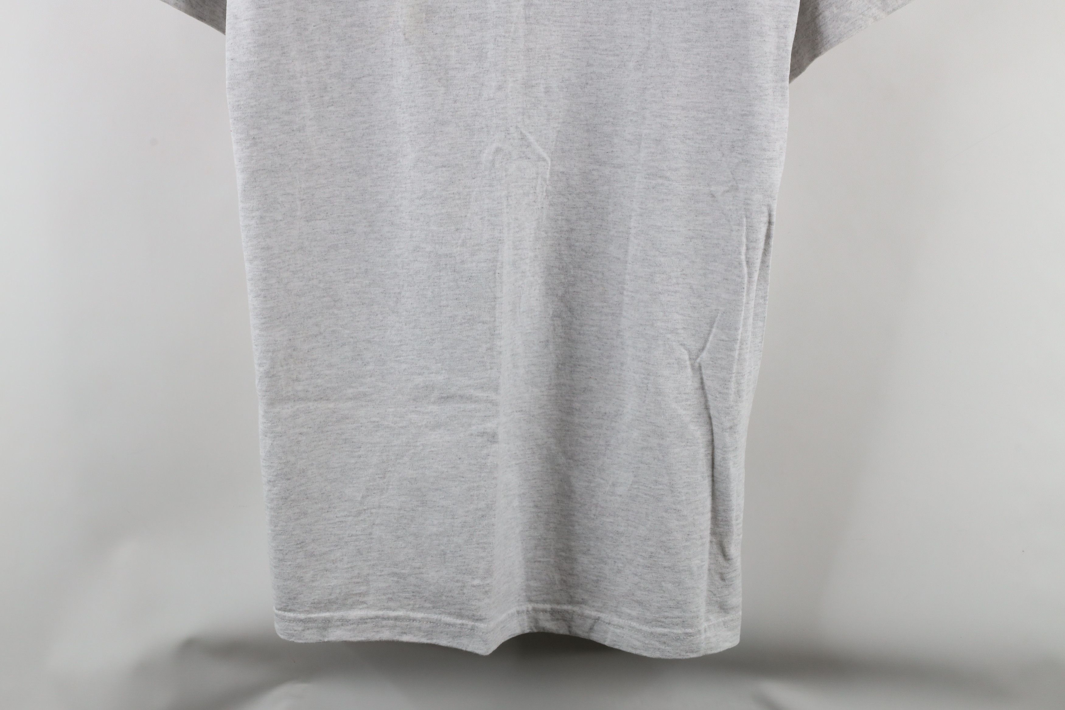 Vintage Vintage 90s Union Made Local 17 Heavyweight T-Shirt USA Size US L / EU 52-54 / 3 - 3 Thumbnail