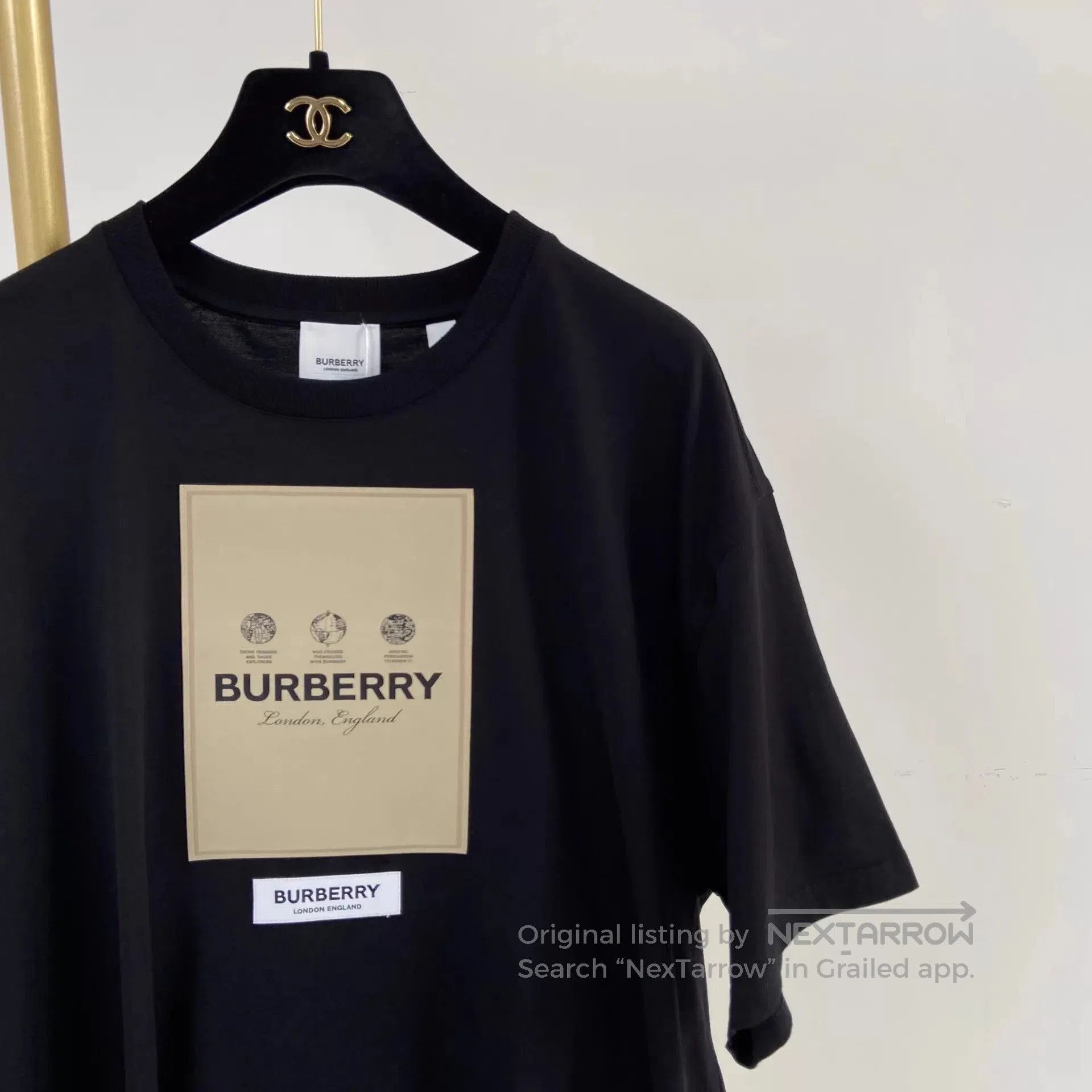 Burberry Black Short-Sleeve Graphic T-Shirt. Size US L / EU 52-54 / 3 - 4 Thumbnail