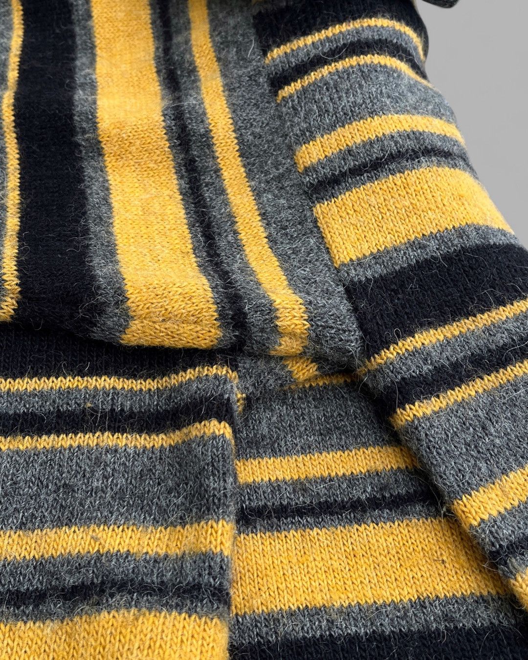 Giorgio Armani 🔥80’s GIORGIO ARMANI Golden Eagle Wool Alpaca Jumper Size US M / EU 48-50 / 2 - 13 Thumbnail