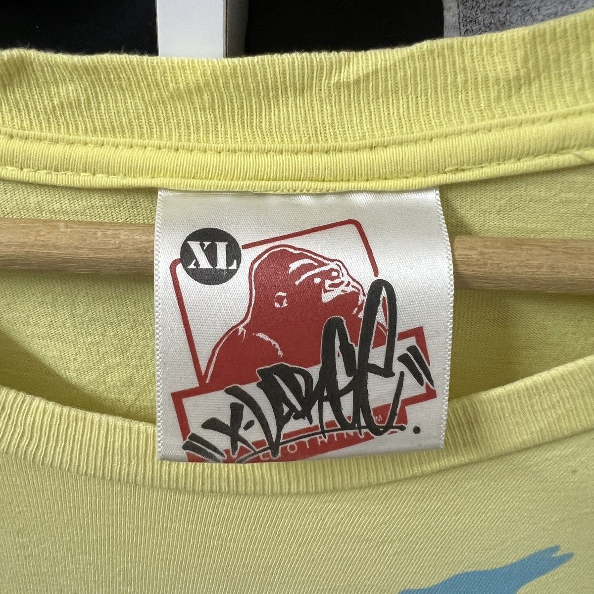 Japanese Brand × Vintage × Xlarge VTG XLARGE PAINT DESIGN TEE Size US XL / EU 56 / 4 - 5 Thumbnail