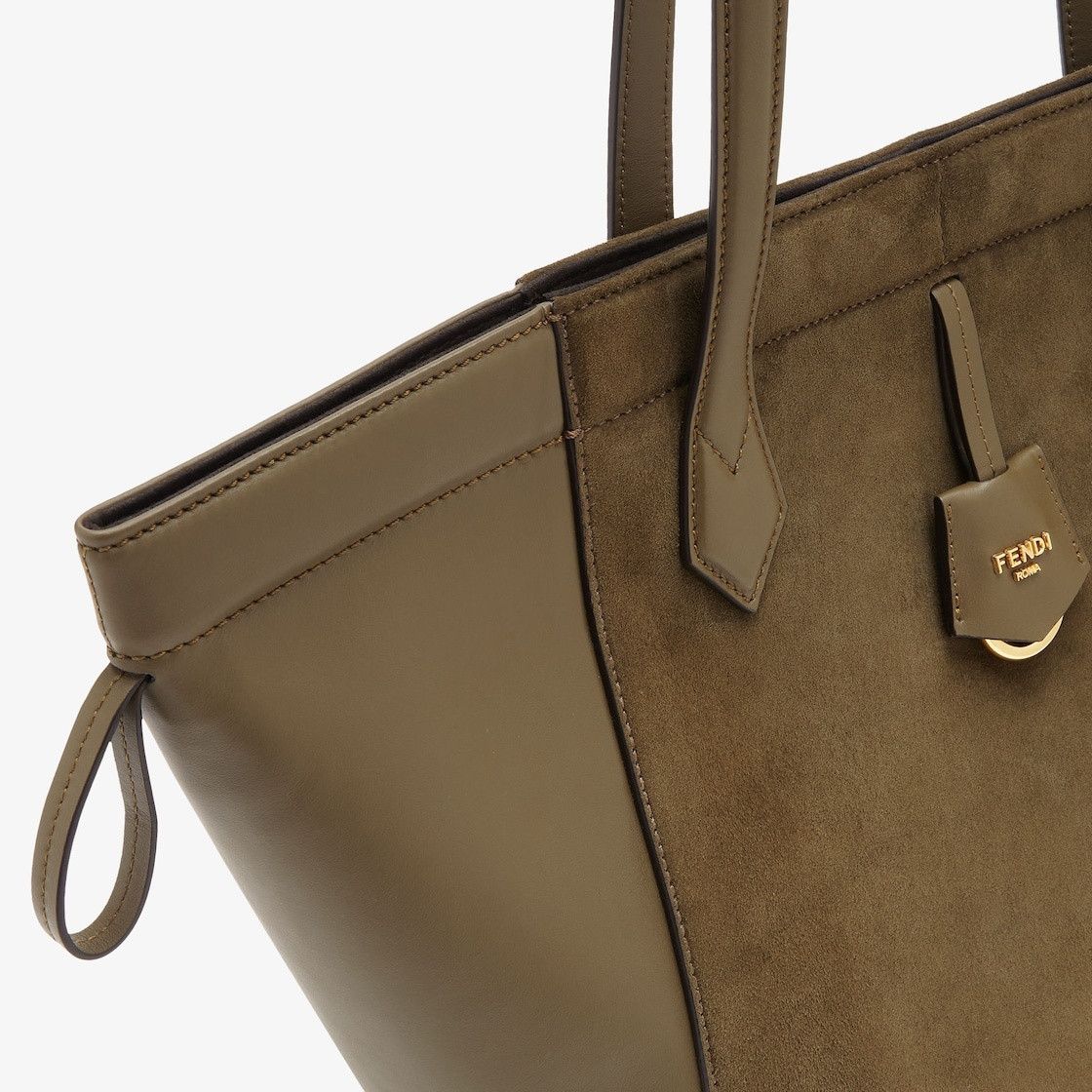Fendi o1s1wg110925 Size: OS/Fendi Origami Medium in Green Size ONE SIZE - 7 Thumbnail
