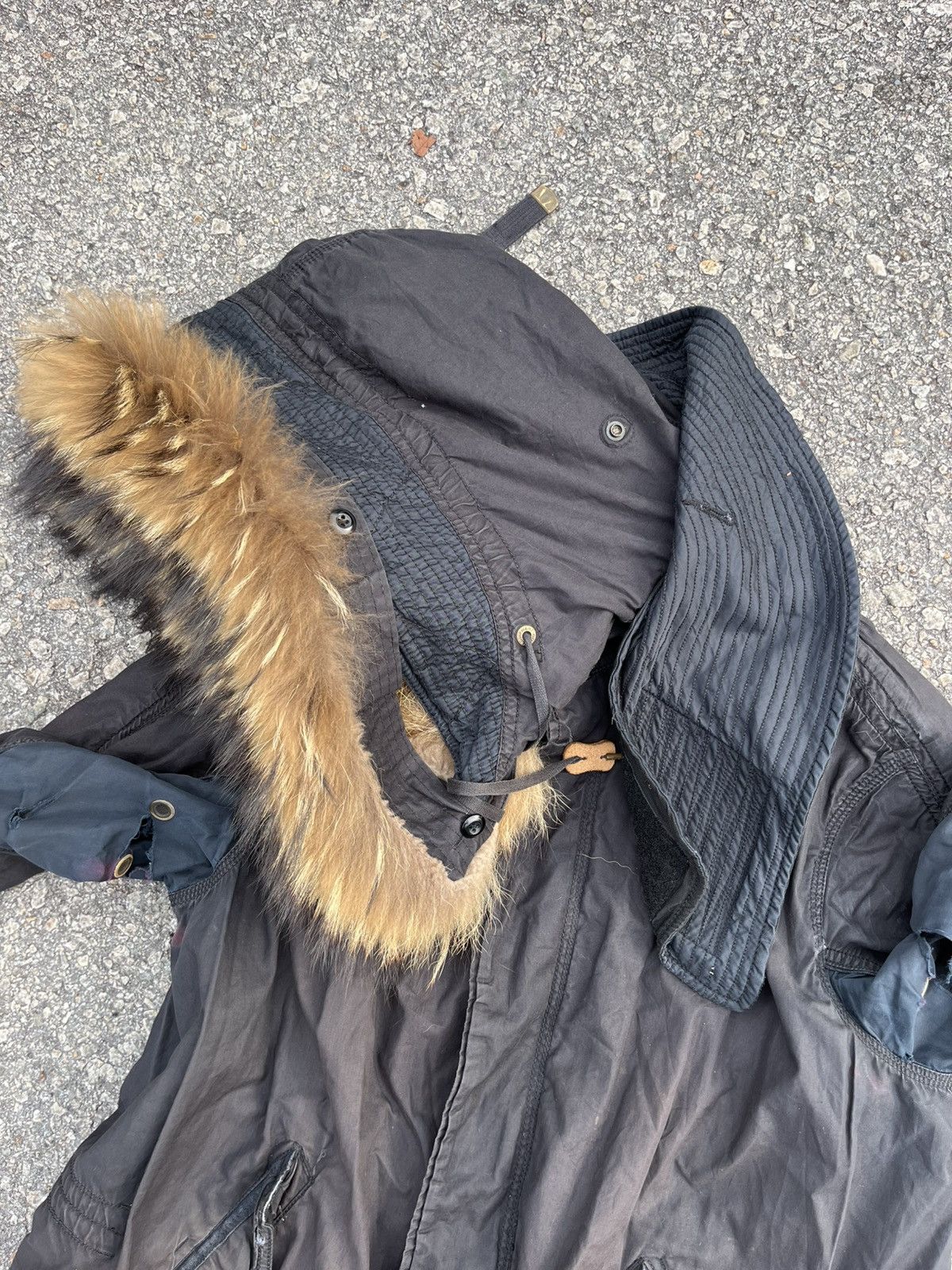 GOA Thrashed!! Very worn G.O.A parkas Size US M / EU 48-50 / 2 - 8 Thumbnail