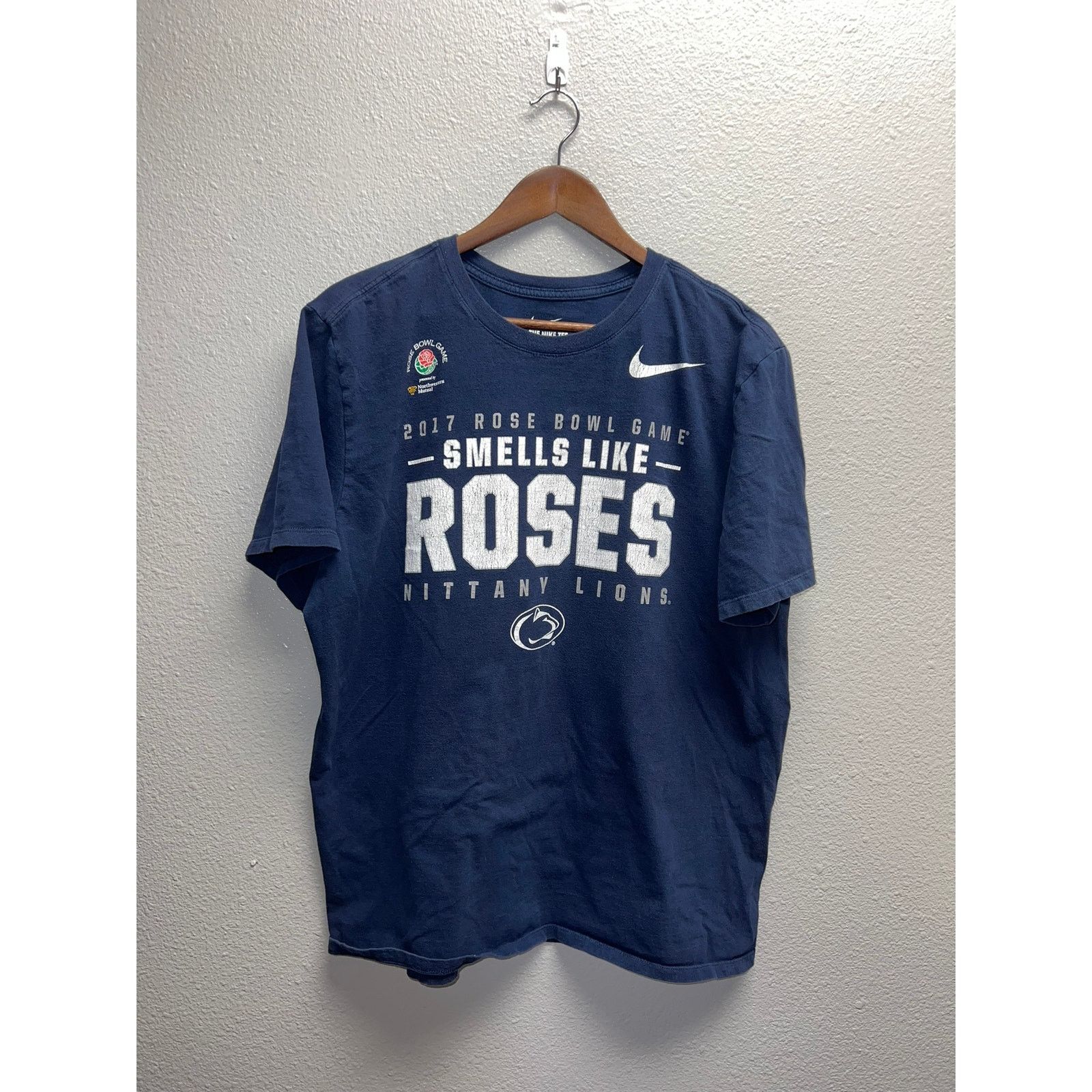 Nike Womens Nittany Lions Shirt 2017 Rose Bowl Game Nike Tee XL Size XL / US 12-14 / IT 48-50 - 1 Thumbnail