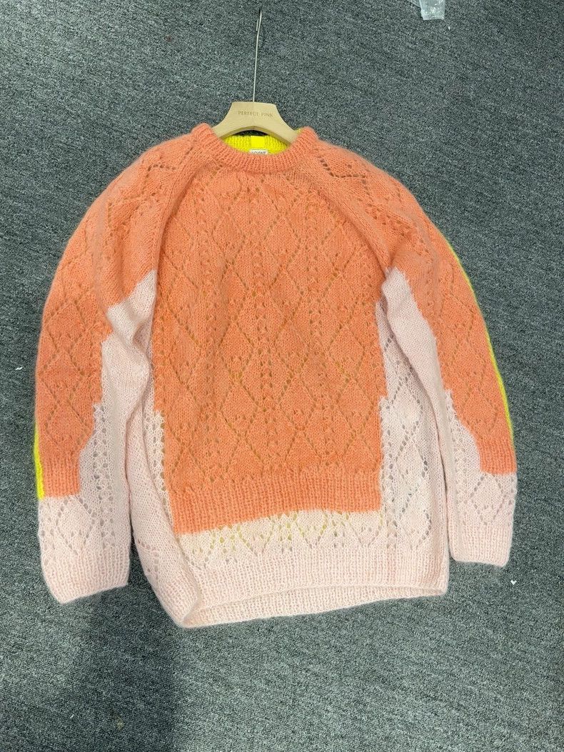 Loewe LOEWE Knit a sweater Size L / US 10 / IT 46 - 1 Thumbnail