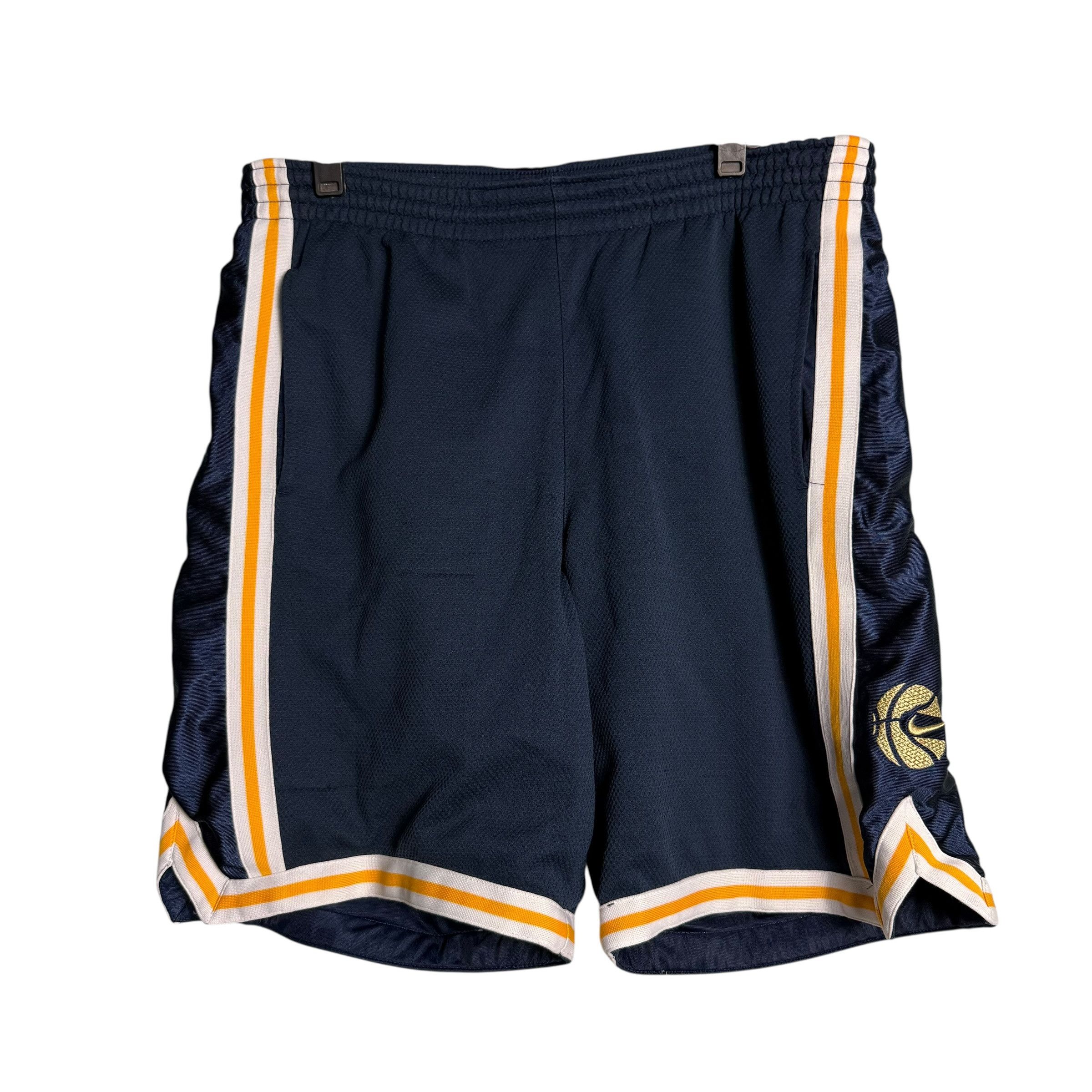 Nike 🔥RARE🔥Vintage Nike Basketball Shorts (M) Size US 34 / EU 50 - 1 Thumbnail