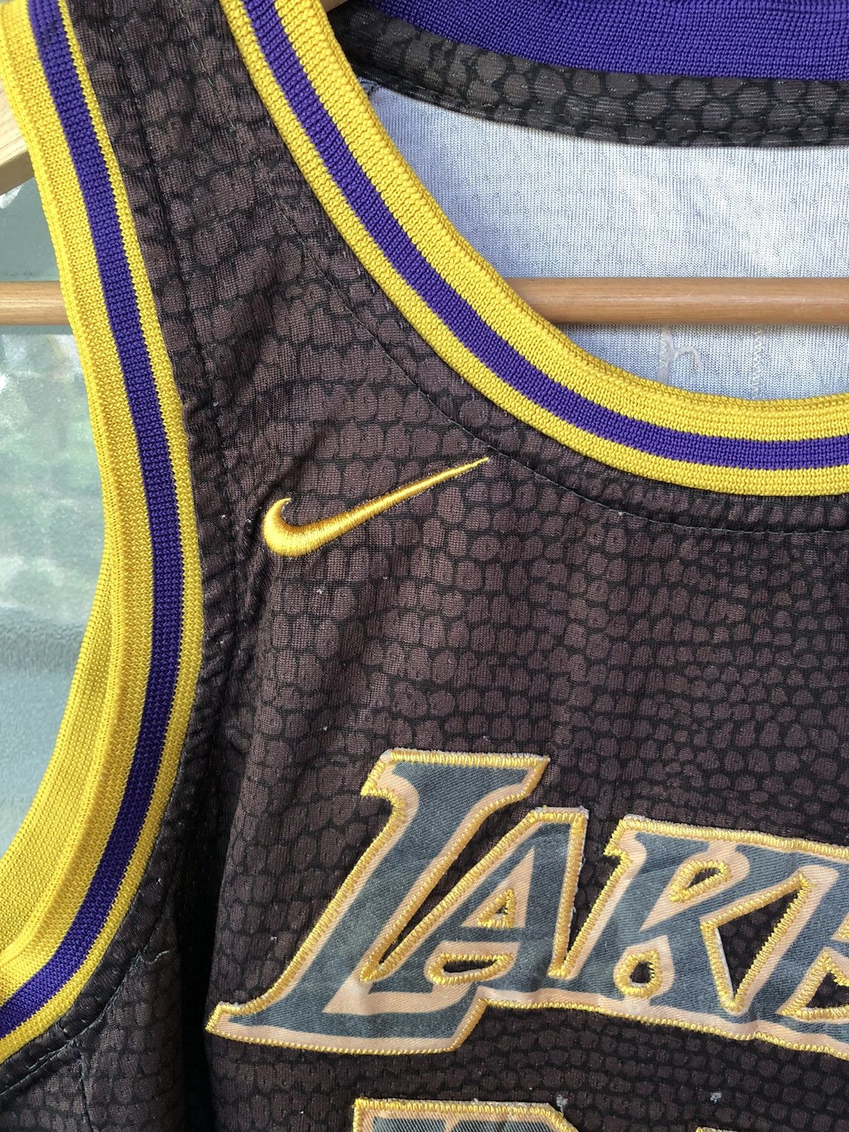 Nike Vintage Nike Lebron James LA Lakers #23 Jersey No Tee Size US M / EU 48-50 / 2 - 2 Thumbnail
