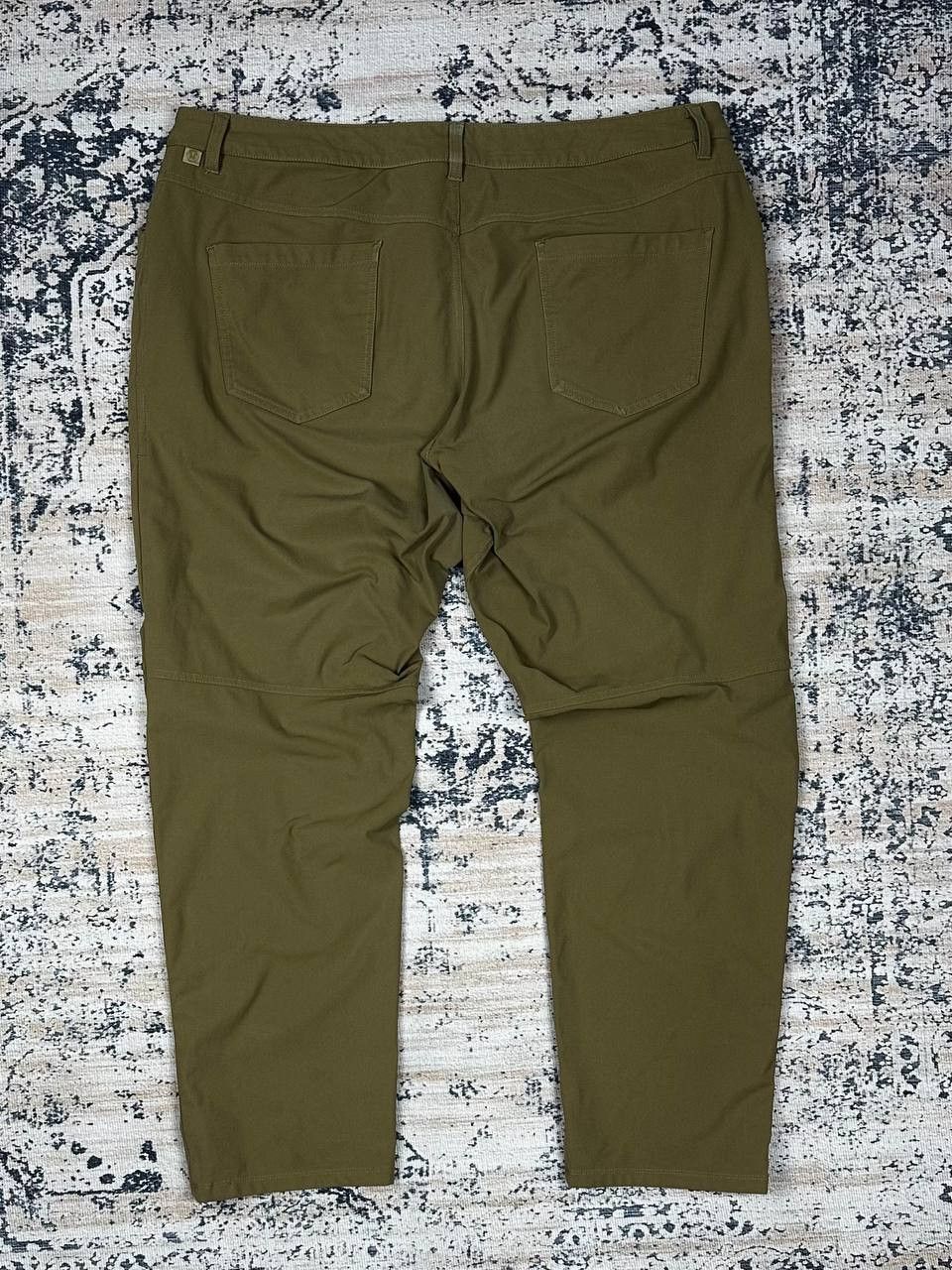Lululemon Lululemon Luxury Sportswear Chino ABC Pants Size US 40 / EU 56 - 6 Thumbnail