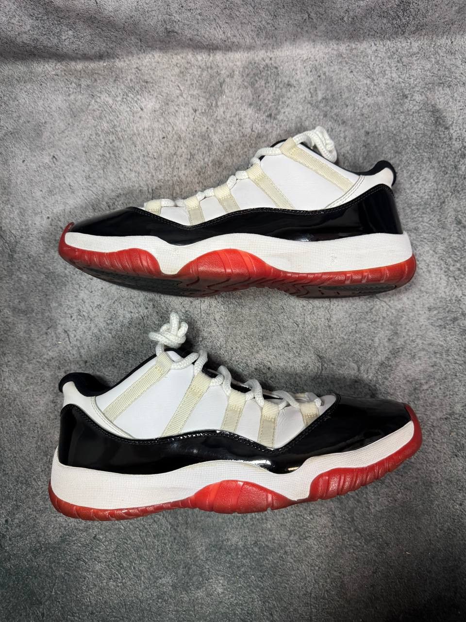 Jordan Brand Size 9 | Jordan 11 Concord Bred No Box | Pre-Owned Size US 9 / EU 42 - 6 Thumbnail