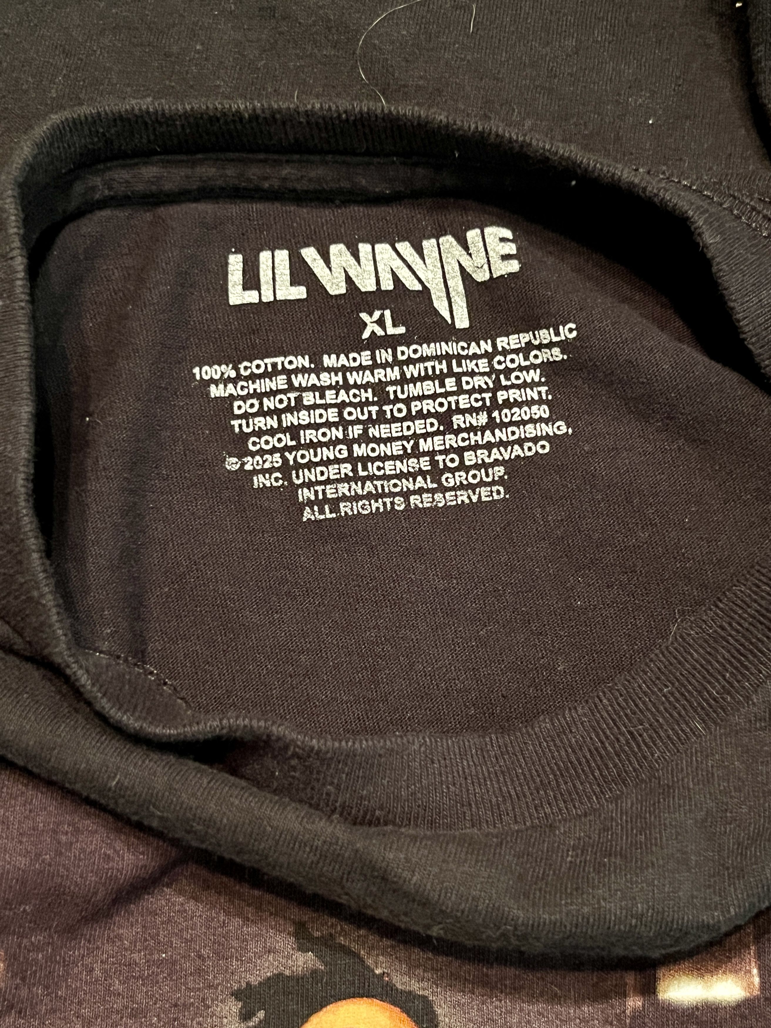 Vintage Lil Wayne Tha Carter Album Cover Graphic T-Shirt XL Size US XL / EU 56 / 4 - 6 Thumbnail