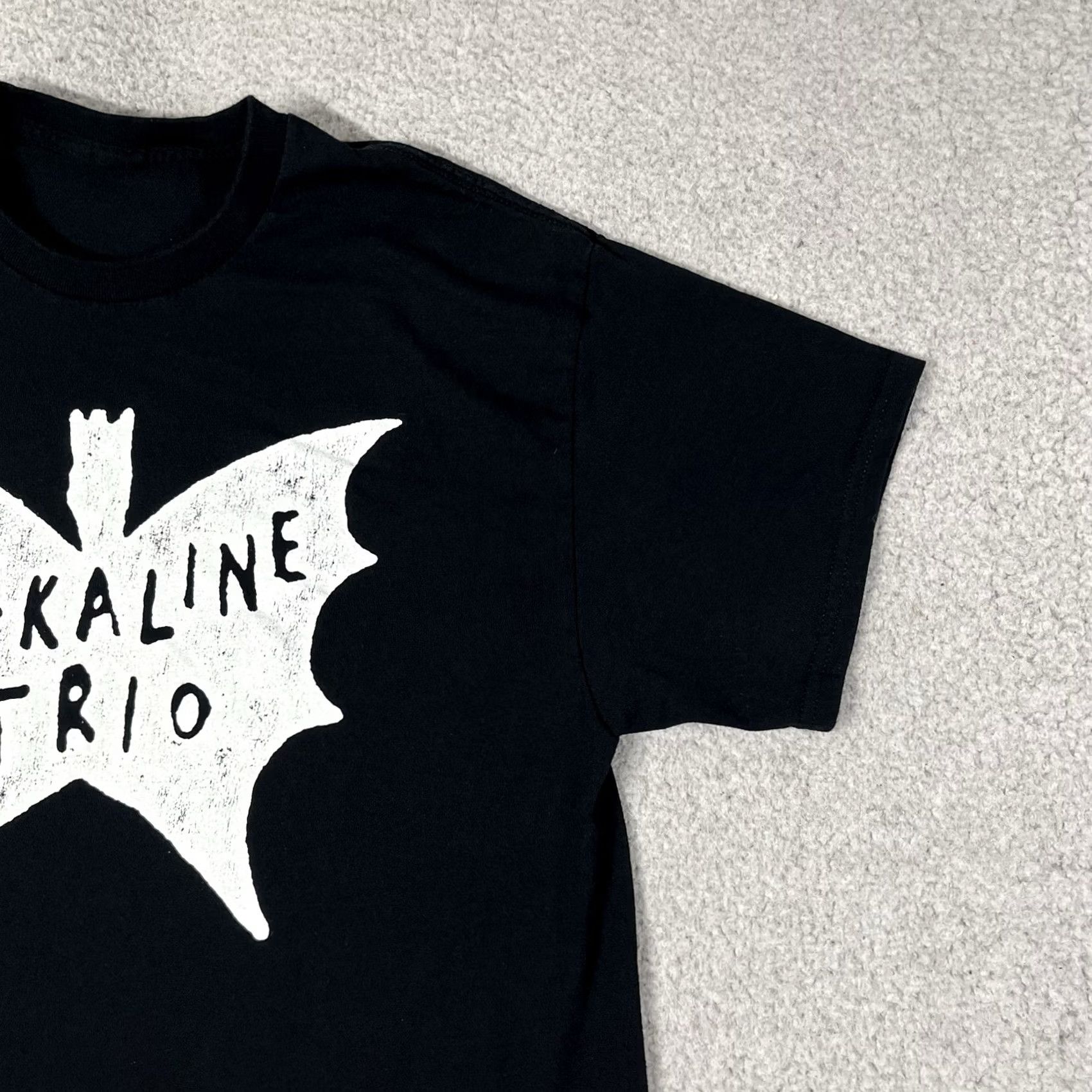 Vintage Alkaline Trio Shirt Mens M Band Rock Emo Punk 2025 Tour Concert Merch Graphic Print Crew Neck Short Sleeve Black Cotton 2020-2029 Men T-Shirt Size US M / EU 48-50 / 2 - 5 Thumbnail