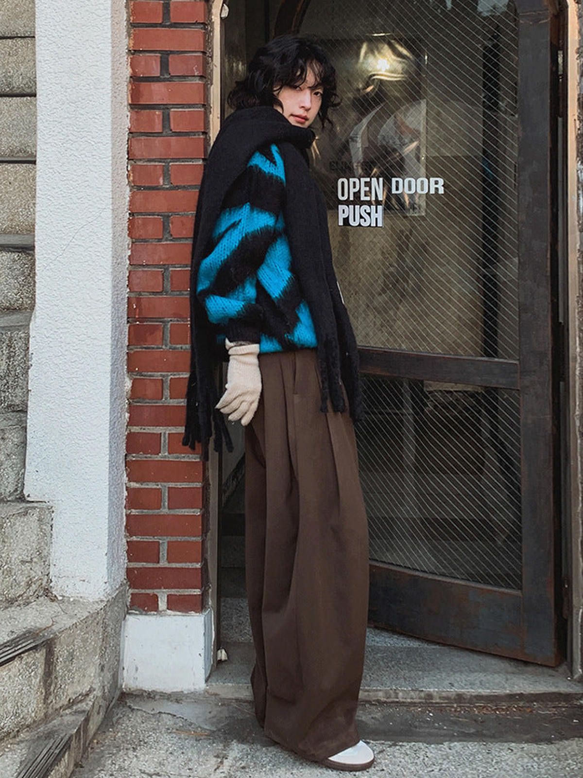 Vintage Brown Wide Leg Pants, Loose Fit Trousers Size US 30 / EU 46 - 2 Thumbnail