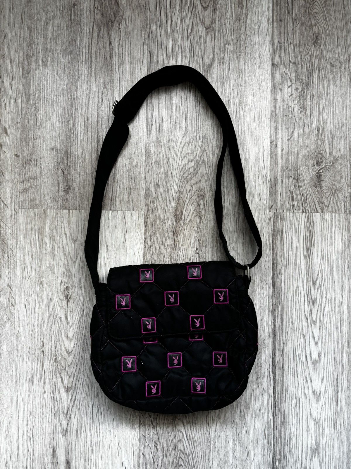 Playboy Playboy vintage mini bag Y2K rare used Size ONE SIZE - 1 Thumbnail