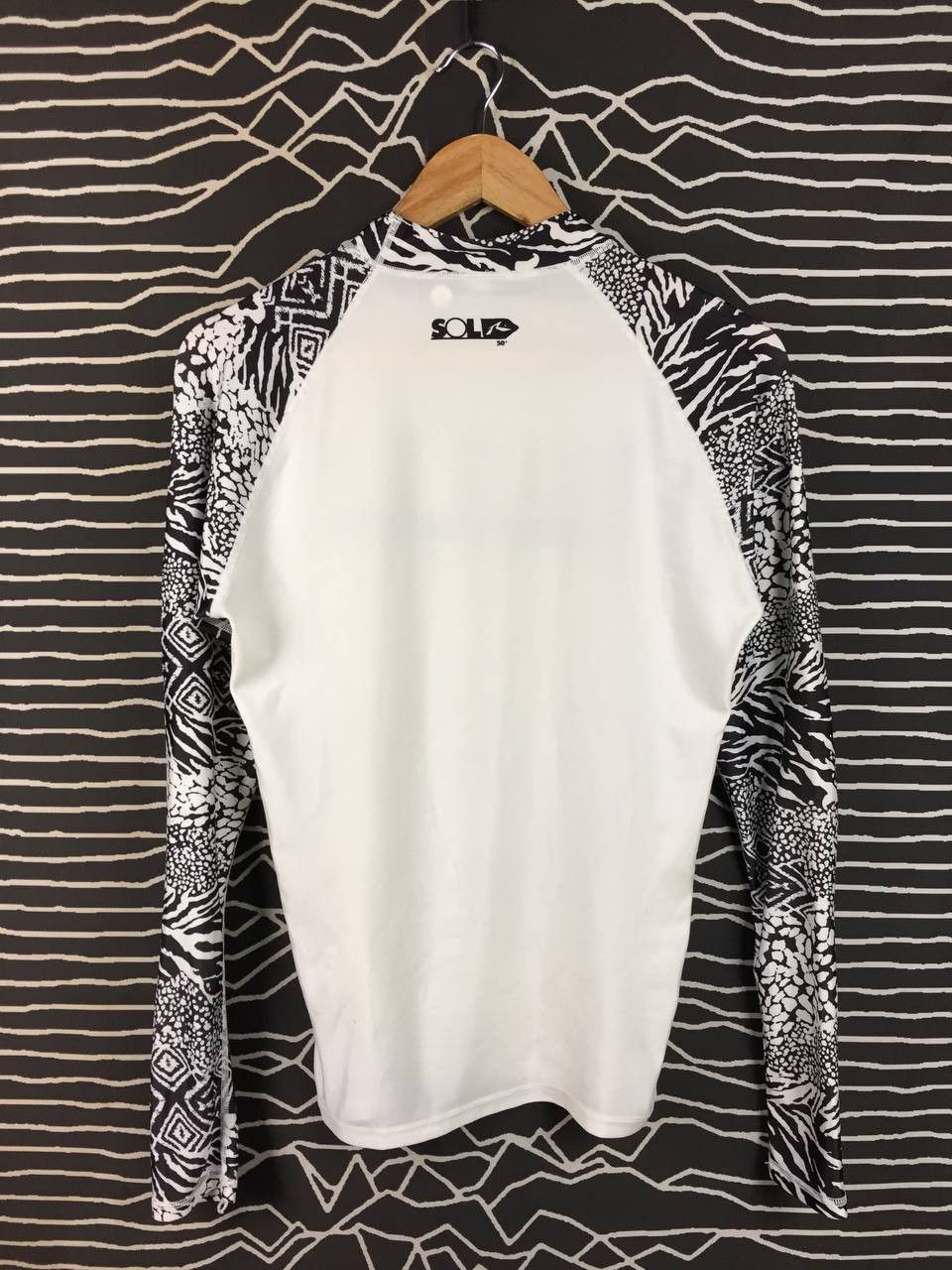Rusty Rusty Supply Co. Patterned Sleeves Surfwear Rash Guard Size US L / EU 52-54 / 3 - 8 Thumbnail