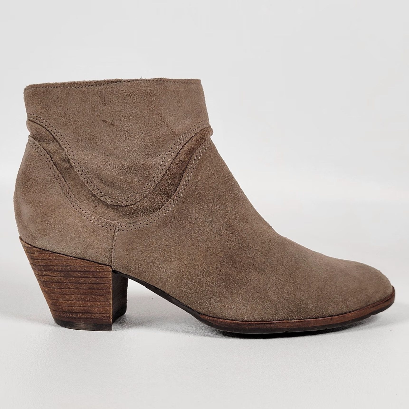 Dolce Vita DV by Dolce Vita Booties Women's 7.5 Taupe Brown Suede Zip Ankle Boots Bootie Women's 7.5 Taupe Brown Suede Zip Ankle Boots Size US 8 / IT 38 - 4 Thumbnail