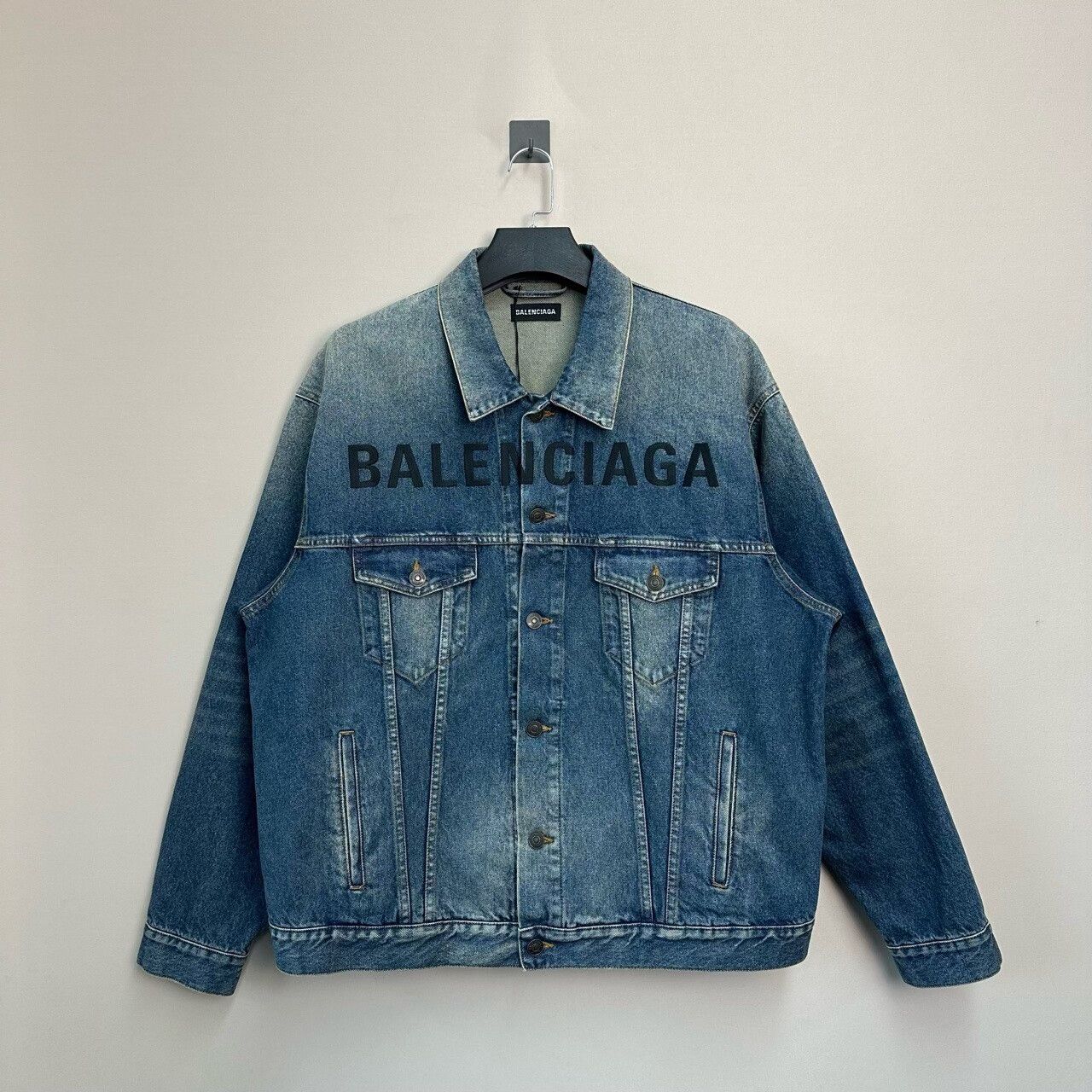 Balenciaga distressed denim jacket with logo print Size US L / EU 52-54 / 3 - 1 Thumbnail