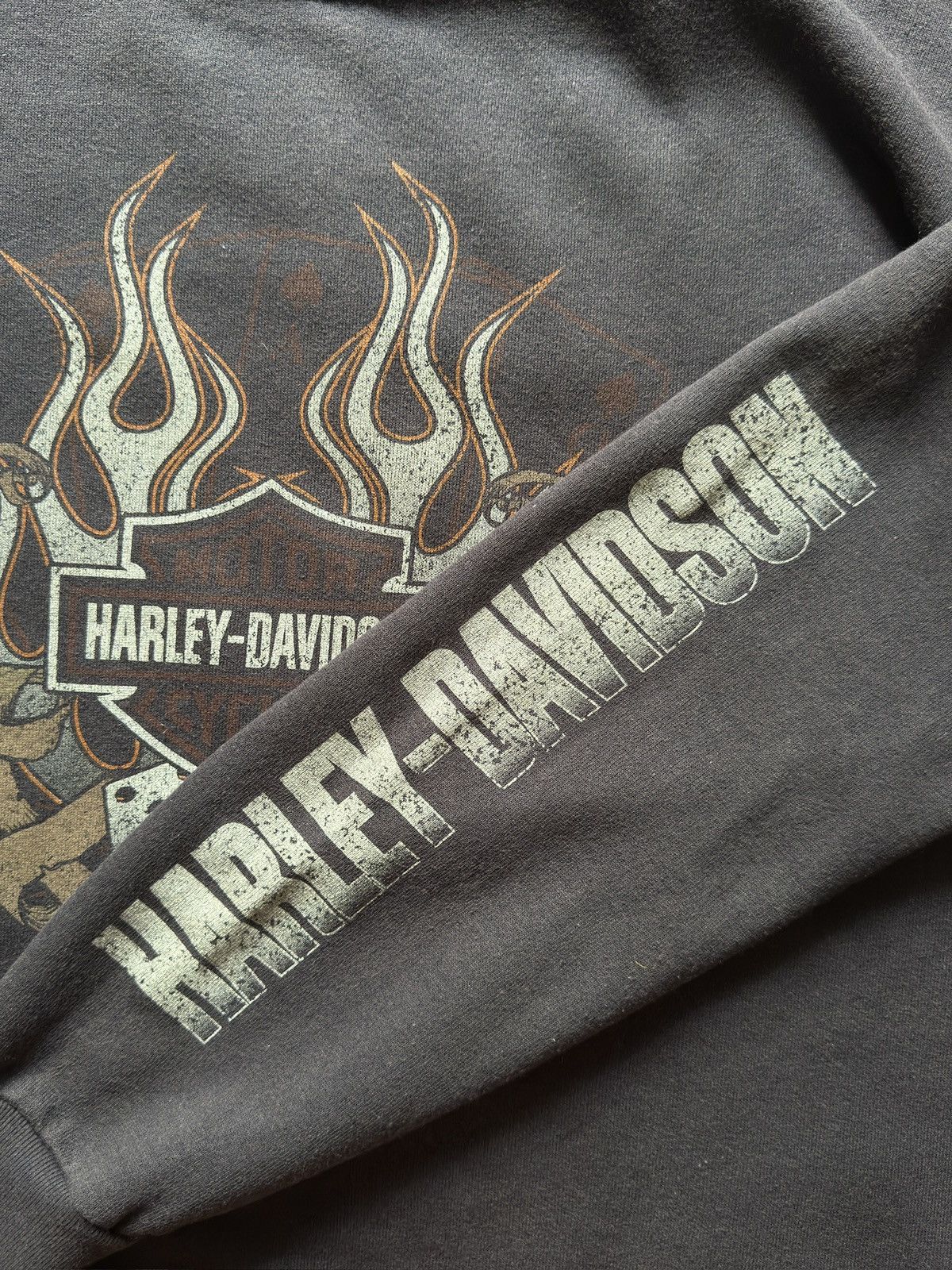 Harley Davidson × Vintage Vintage Y2K Flame Harley Davidson Sweatshirt Size US XL / EU 56 / 4 - 5 Thumbnail