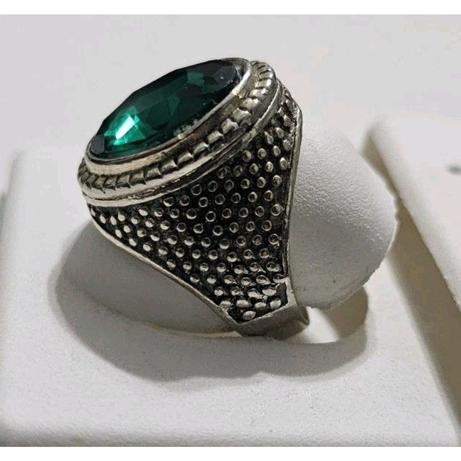 Other Emerald Green Zirconia Stone 925 Silver Ring Size 7.5 Size ONE SIZE - 6 Thumbnail