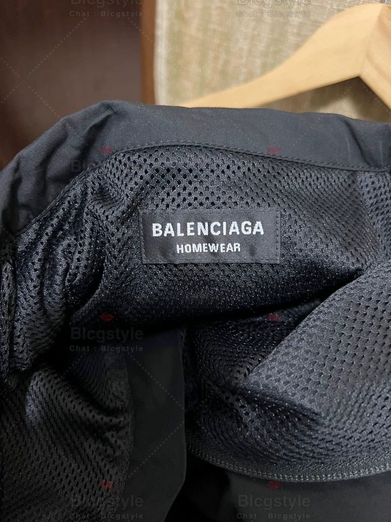 Balenciaga Balenciaga Sports Jacket Coat Size US S / EU 44-46 / 1 - 5 Thumbnail