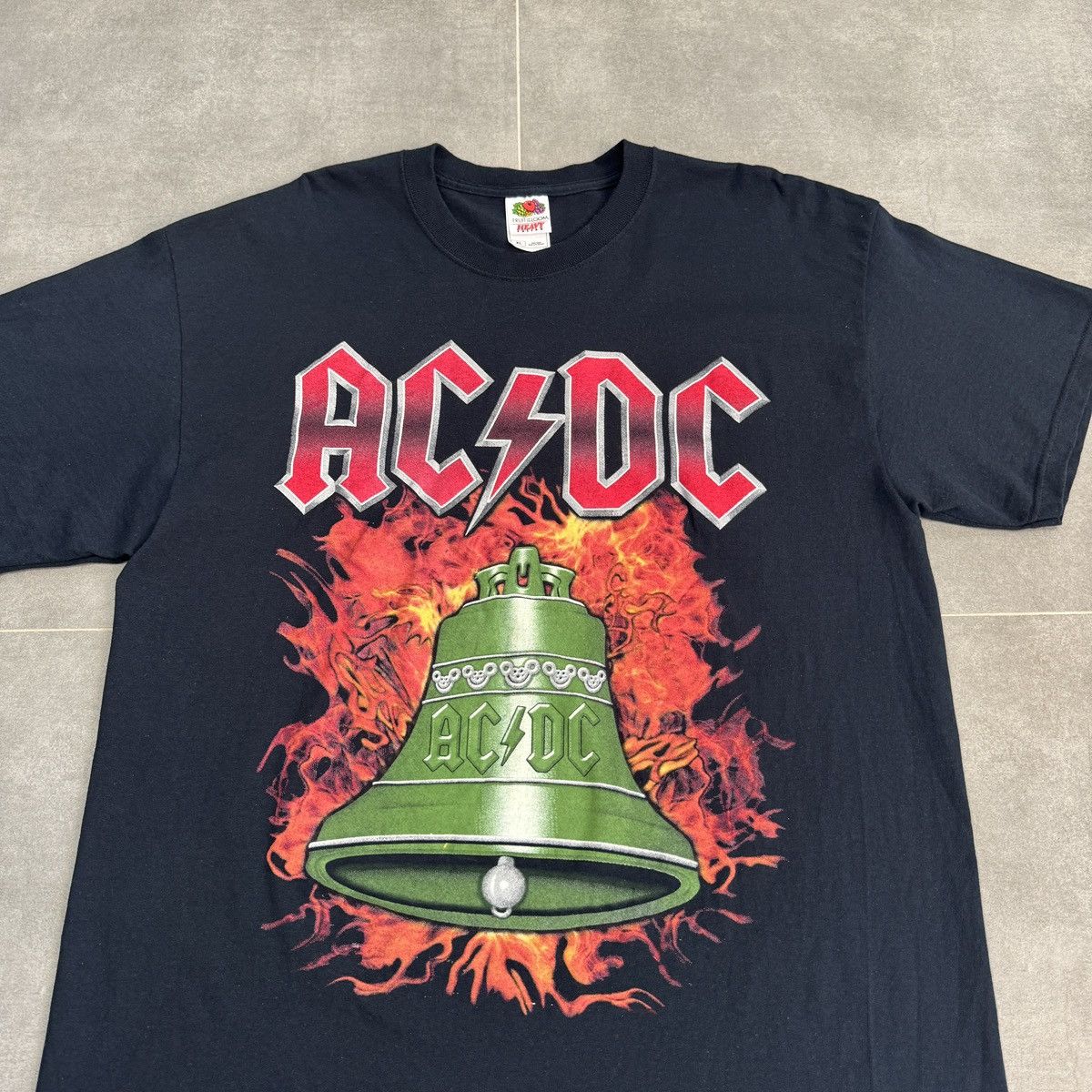 AC/DC Vintage AC/DC Hells Bells Rock Band Tee T-Shirt Size XL Size US XL / EU 56 / 4 - 7 Thumbnail