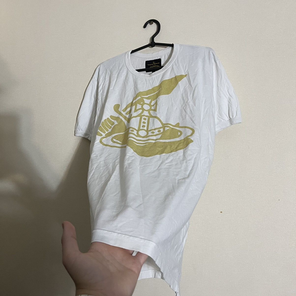 Vivienne Westwood Vivienne Westwood big logo y2k white t-shirt Size US XL / EU 56 / 4 - 6 Thumbnail