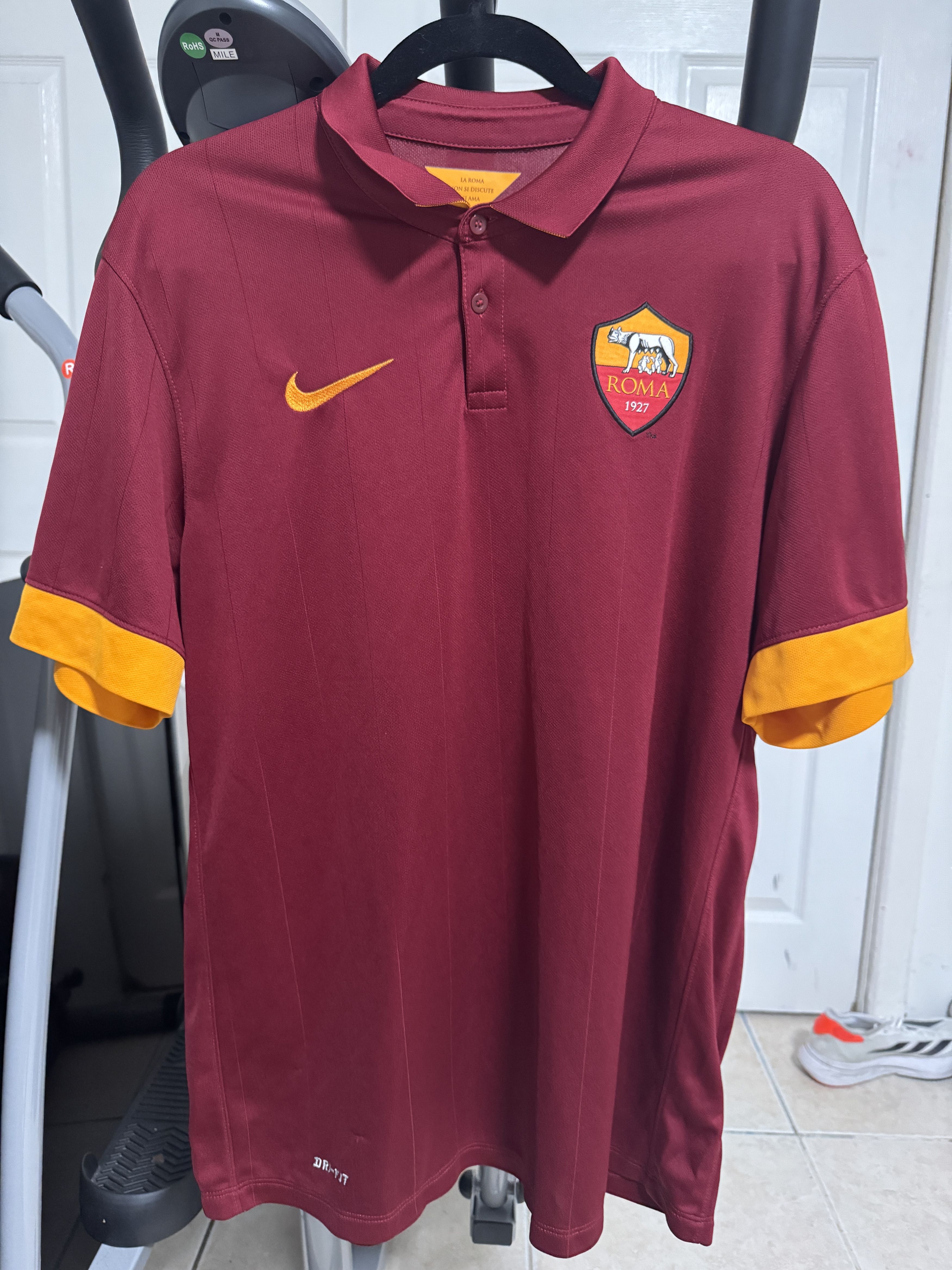 Nike AS ROMA NIKE SOCCER JERSEY 2024 2015 PJANIC Size US L / EU 52-54 / 3 - 2 Thumbnail