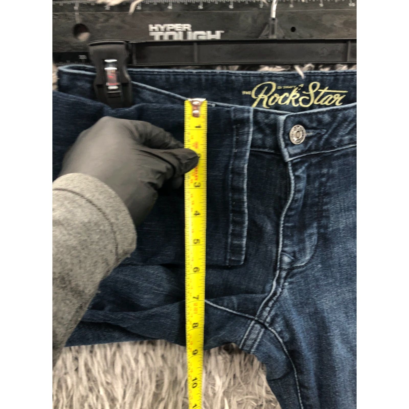 Old Navy Old Navy Rockstar Jeans Size 10 Womens Medium Wash Blue Skinny Denim Five-Pocket Regular Rise 28in Belt Loops Size 32" / US 10 / IT 46 - 4 Thumbnail