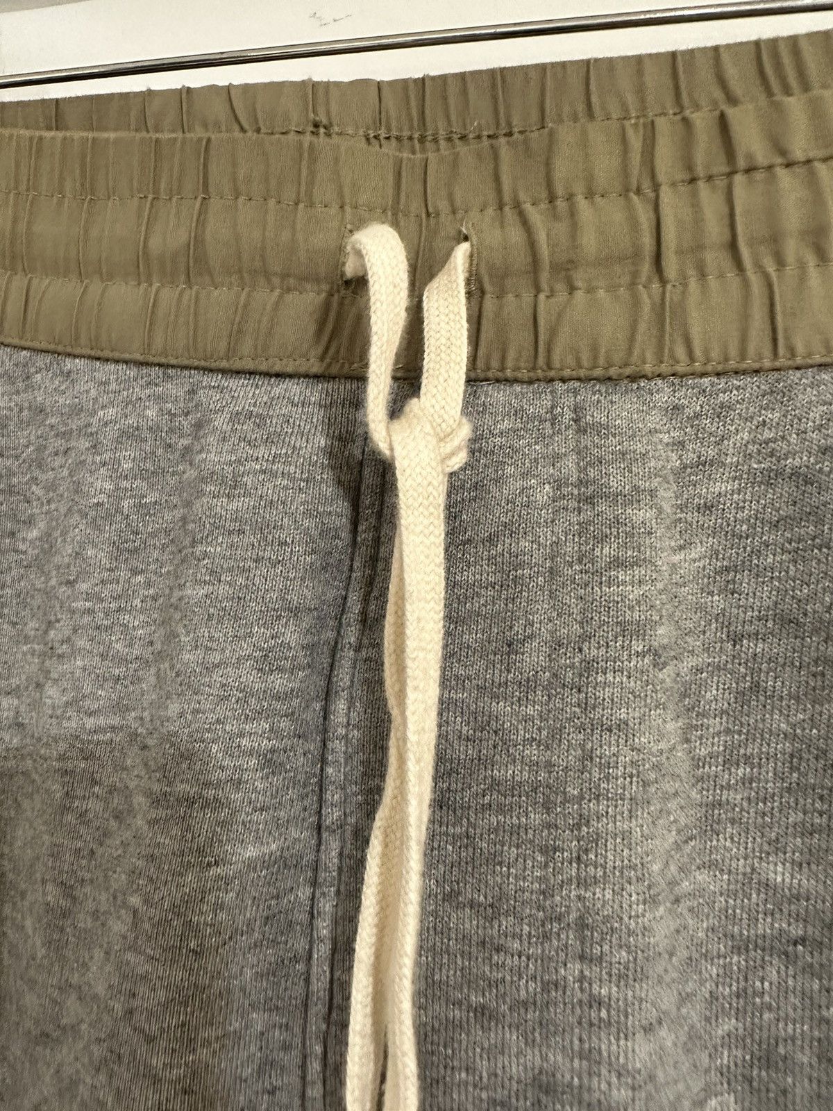 Essentials × FOG × Fear of God FOG essentials OG sweatpants Size US 34 / EU 50 - 4 Thumbnail