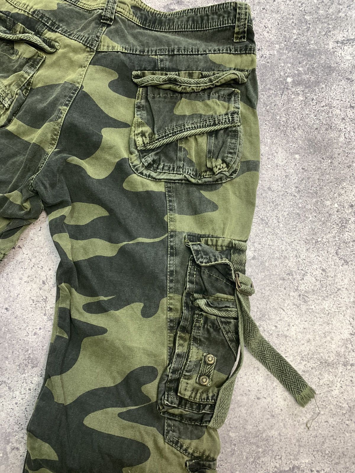 Japanese Brand × Vintage Vintage Junya Watanabe Balenciaga Style Bondage Cargo Pants Size US 32 / EU 48 - 17 Thumbnail