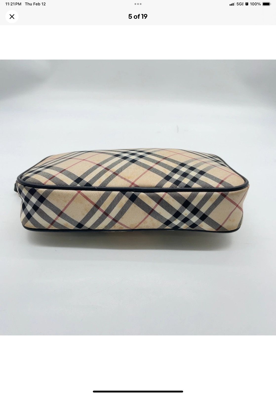 Burberry 👝👝👝👝Mini Vintage BURBERRY👝👝👝👝!!! Size ONE SIZE - 4 Thumbnail