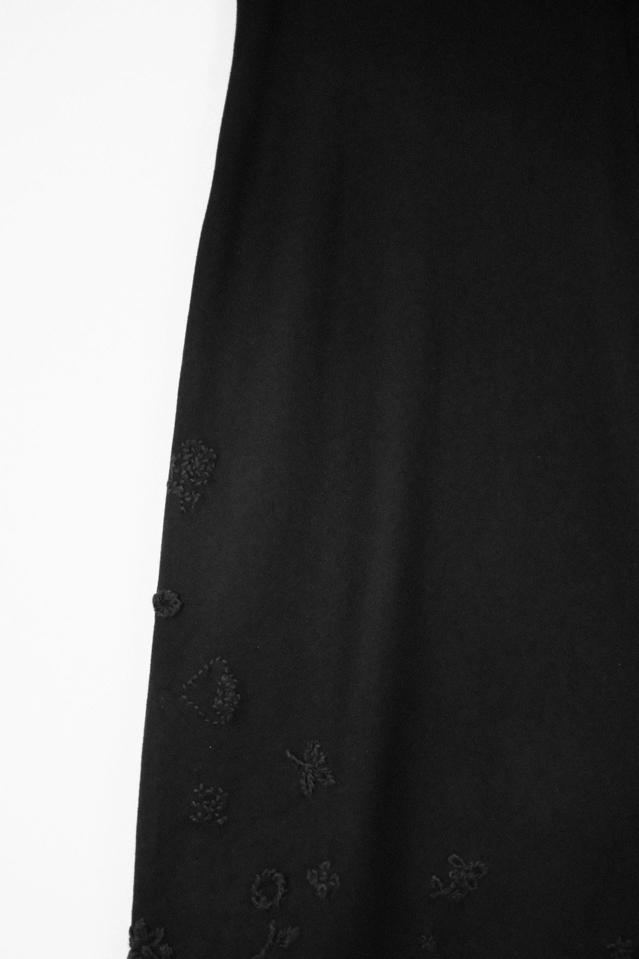 Yohji Yamamoto Yohji Yamamoto 14AW Vintage Wool 3D Embro women's Skirt Size 26" / US 2 / IT 38 - 6 Thumbnail