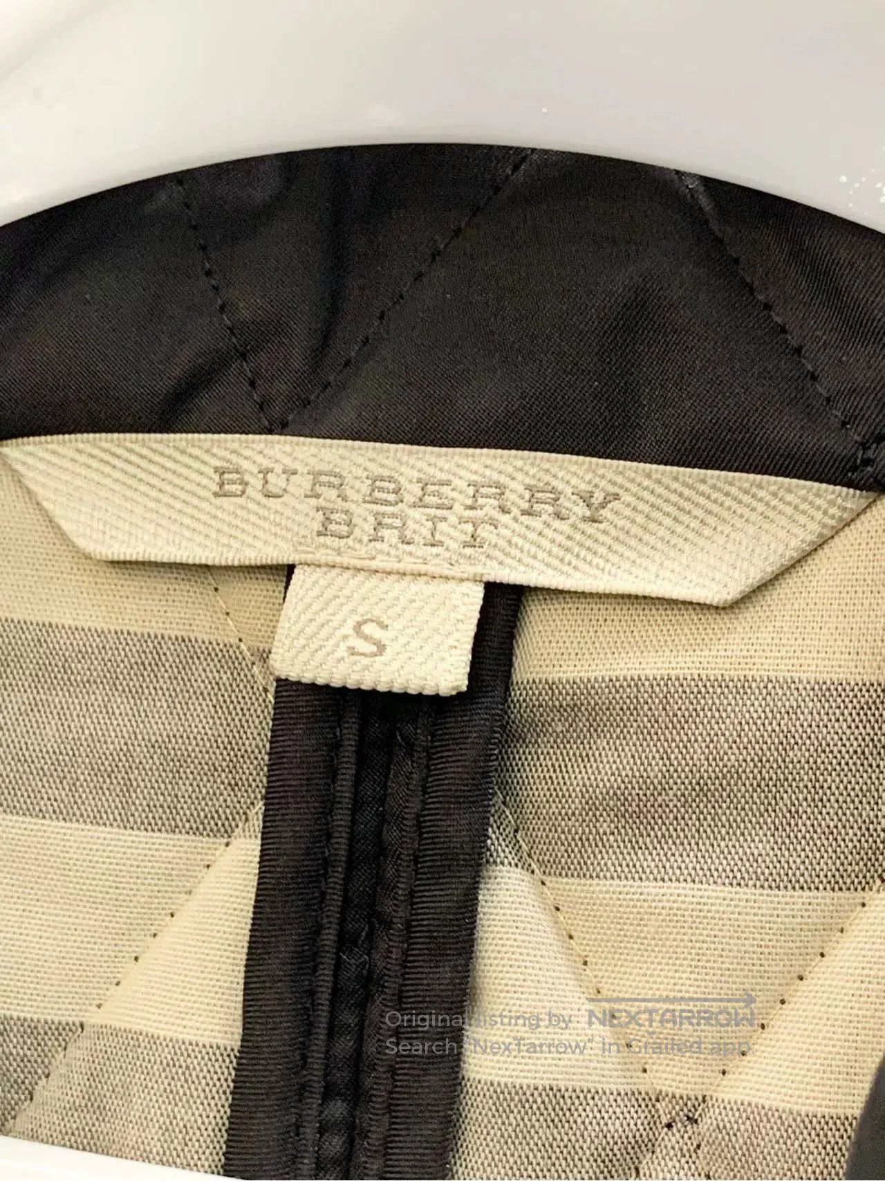 Burberry Burberry Black Diamond-Quilted Jacket. Size S / US 4 / IT 40 - 5 Thumbnail