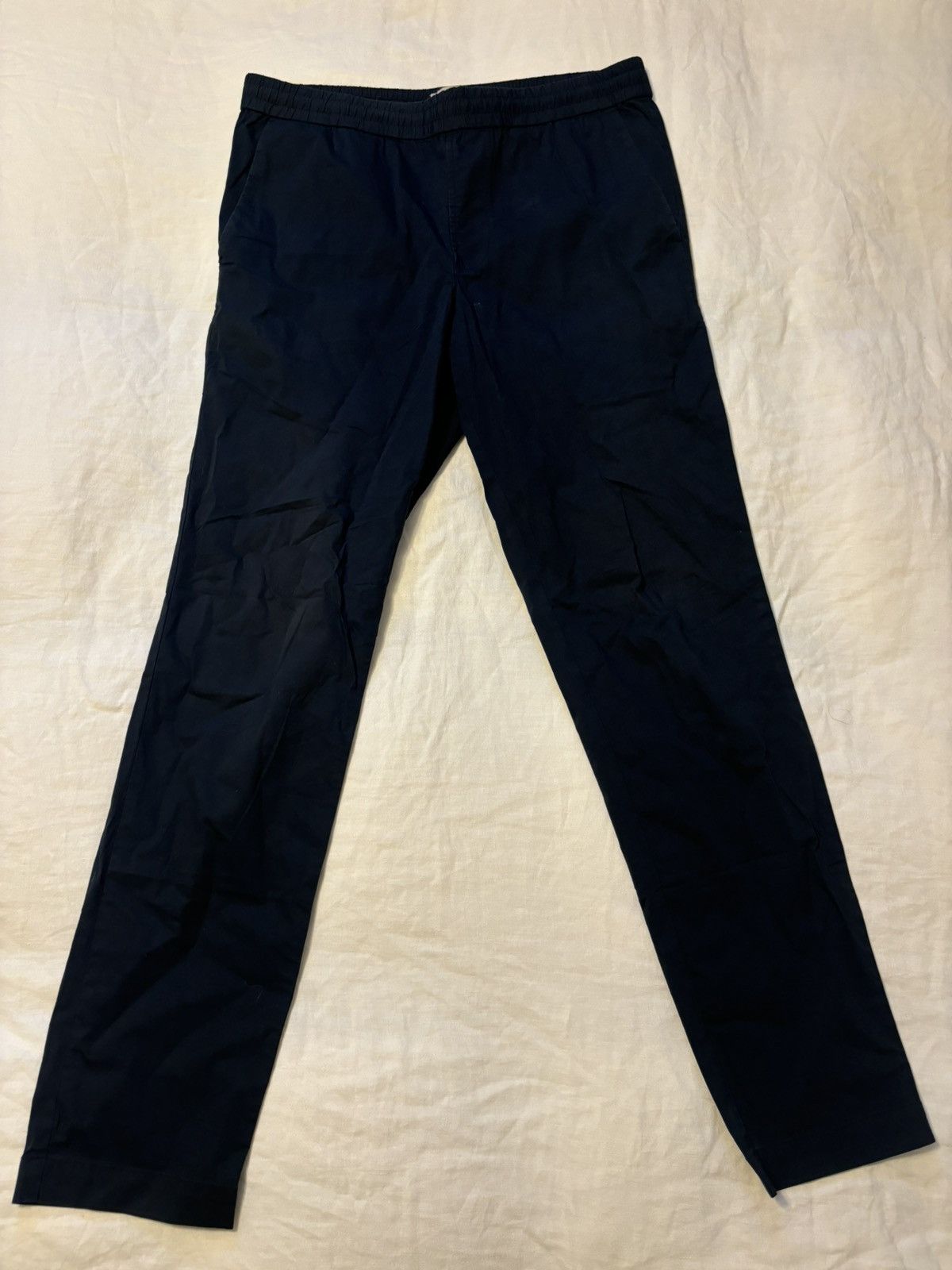 Everlane Black Drawstring Casual Everlane Pants - Size M (32x32) Size US 32 / EU 48 - 1 Thumbnail