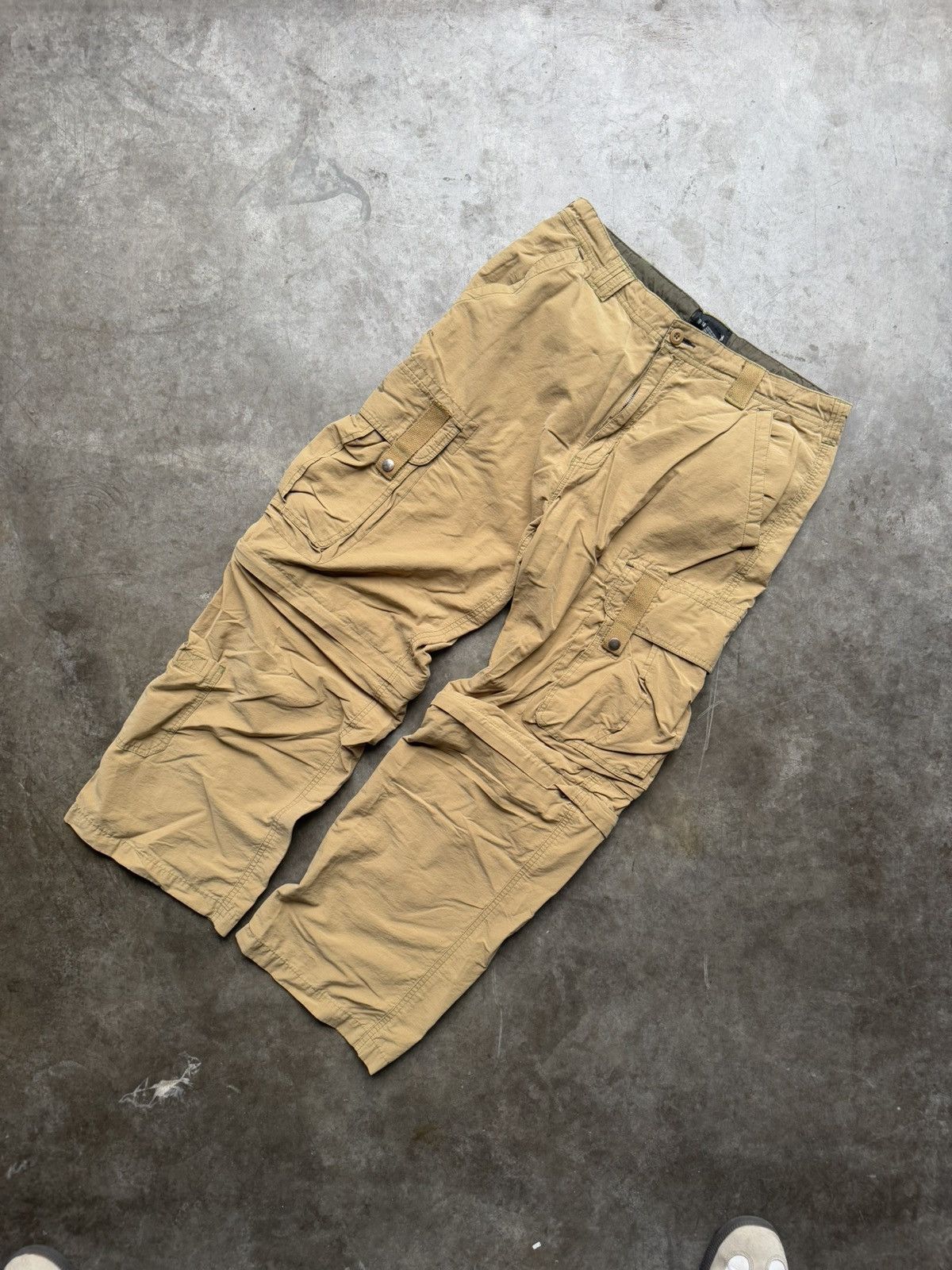 Vintage Vintage 90’s/00’s No Boundaries Baggy Short/Pant Combo Size US 32 / EU 48 - 1 Thumbnail