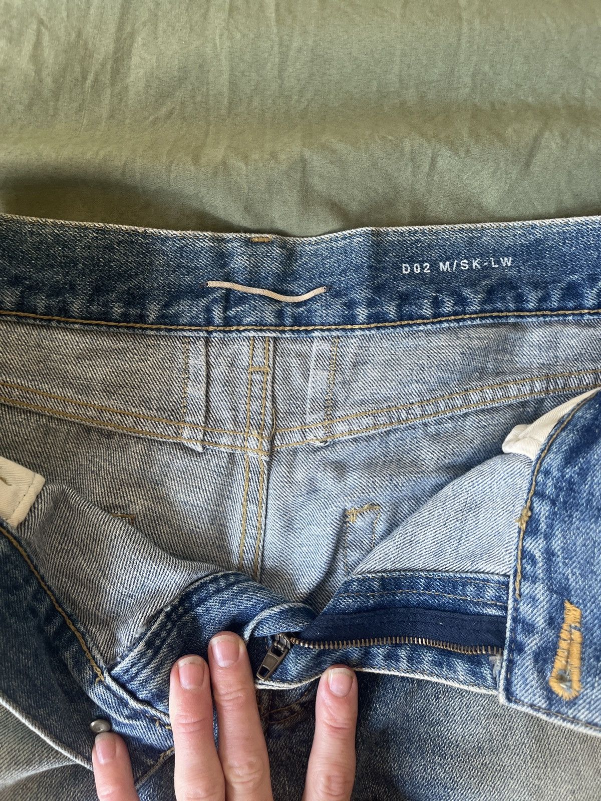 Saint Laurent Paris Saint Laurent D02 M/SK - LW Jeans Size US 32 / EU 48 - 2 Thumbnail