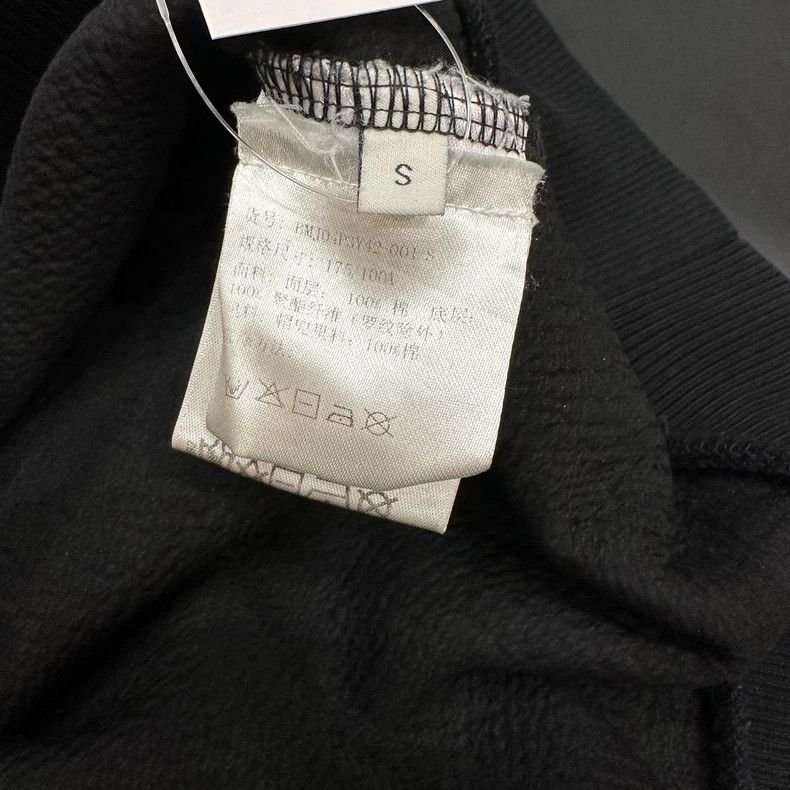 Givenchy Givenchy Classic Black Hole Letter Hoodie, S size Size US S / EU 44-46 / 1 - 5 Thumbnail