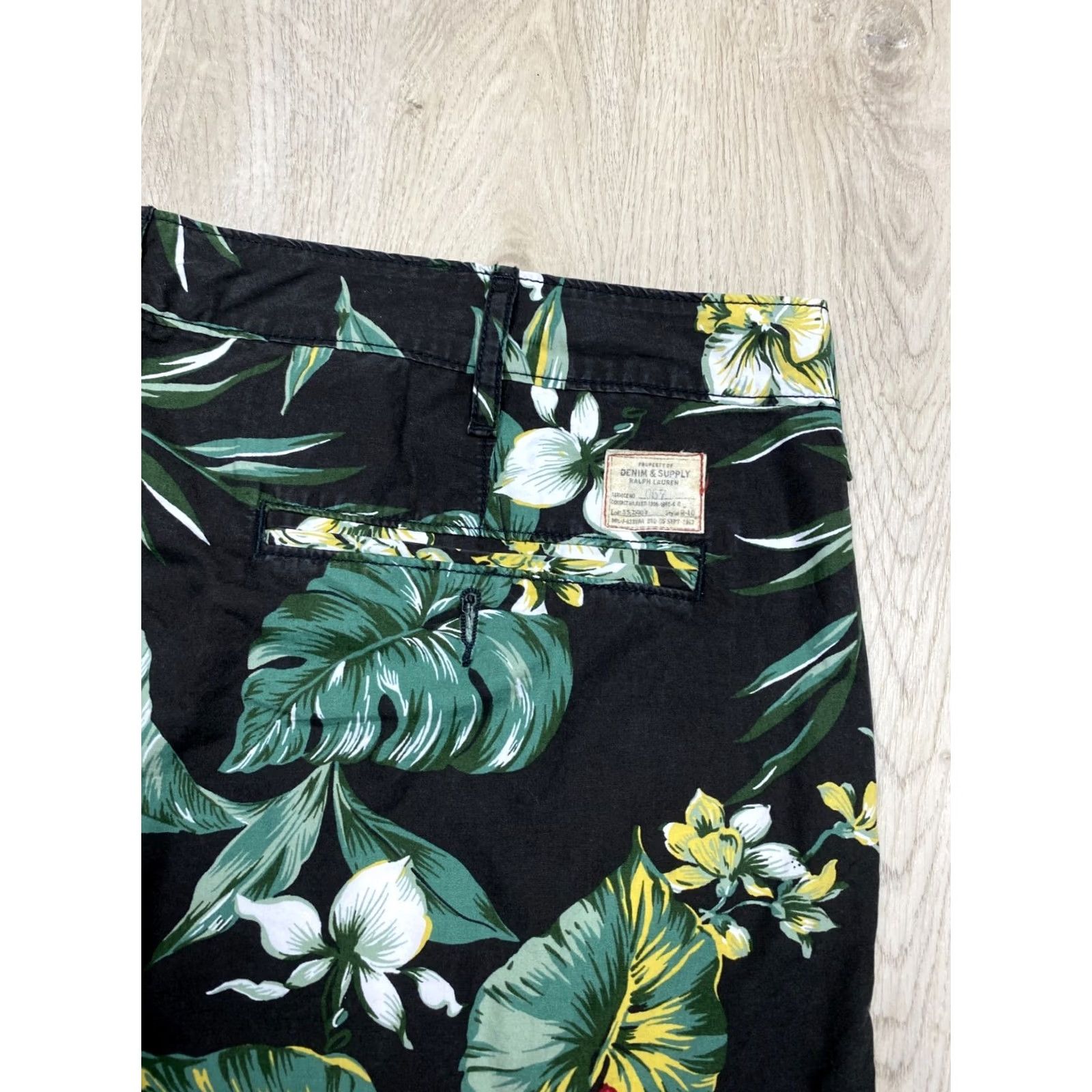 Polo Ralph Lauren Denim & Supply Ralph Lauren Mens Floral Print Shorts Polo Denim & Supply Polo Size US M / EU 48-50 / 2 - 7 Thumbnail