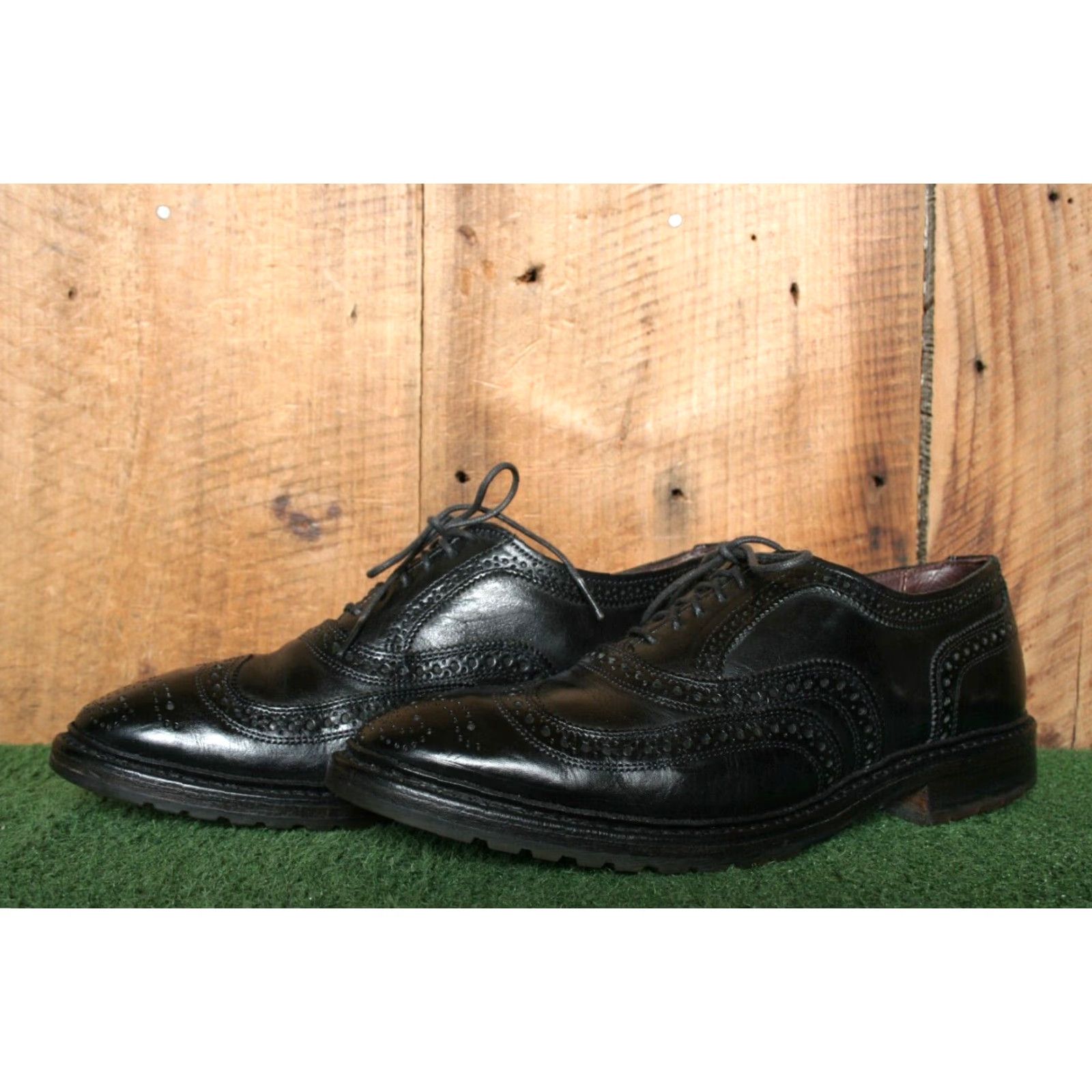 Allen Edmonds ALLEN EDMONDS McTavish Black Leather Brogue Wingtip Oxfords Sz. 9D Mens Dress Shoes Lace Up Size US 9 / EU 42 - 2 Thumbnail