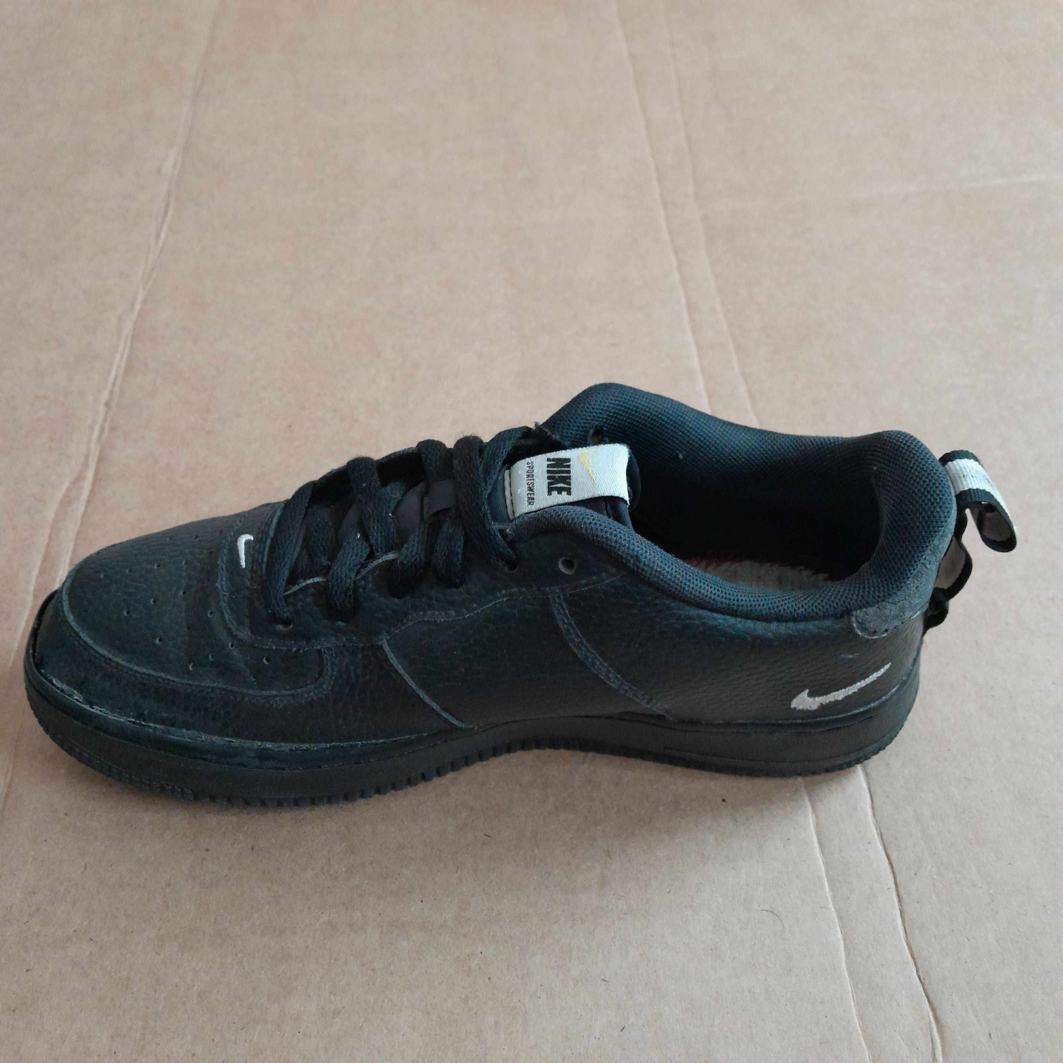 Nike Nike Air Force 1 Utility Black Size Youth 7 Women’s Size 8.5 Size US 8.5 / IT 38.5 - 4 Thumbnail