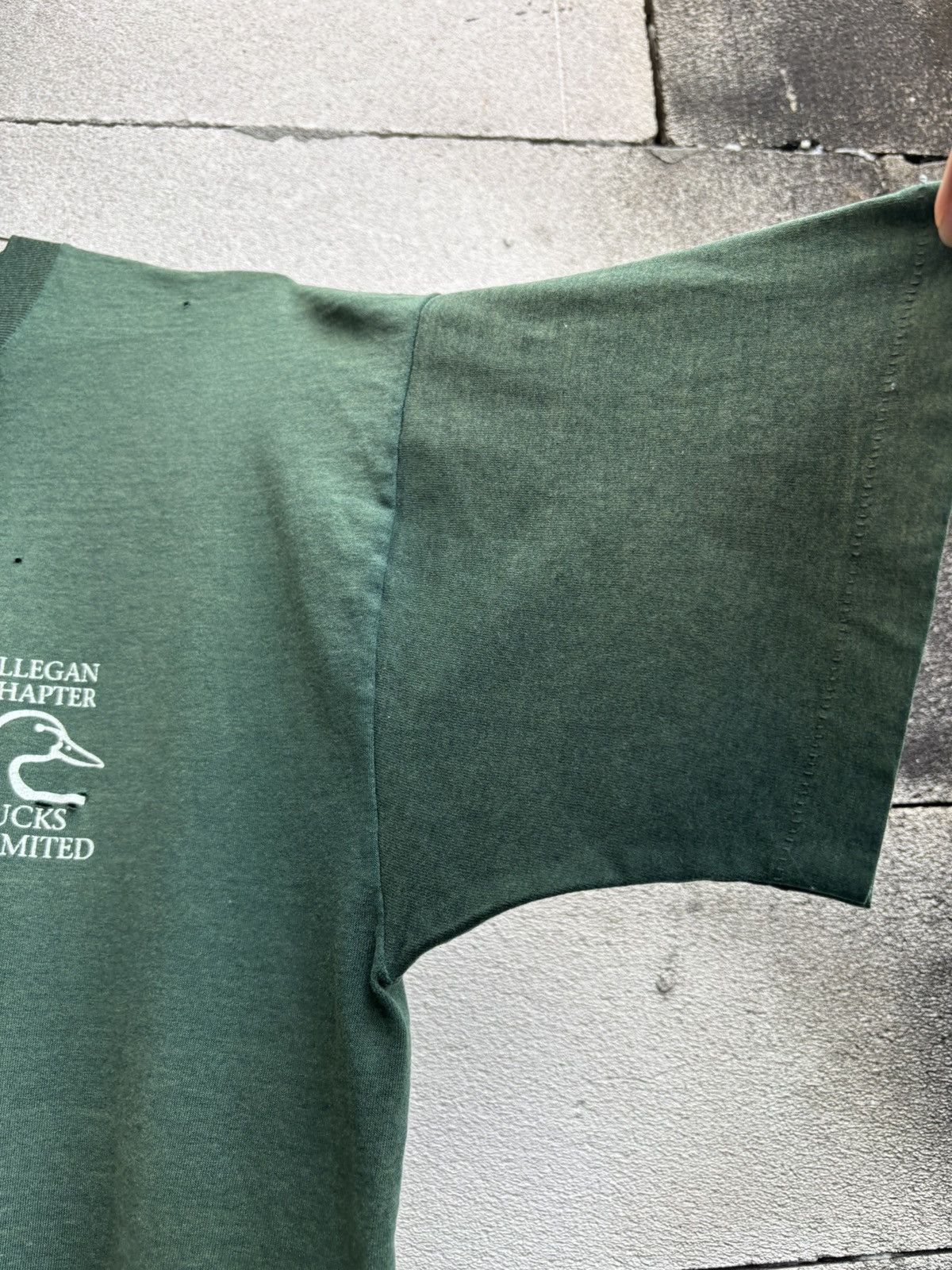 Vintage Thrashed Faded DUCKS UNLIMITED 🦆 T Shirt Distressed ERD Size US XL / EU 56 / 4 - 7 Thumbnail