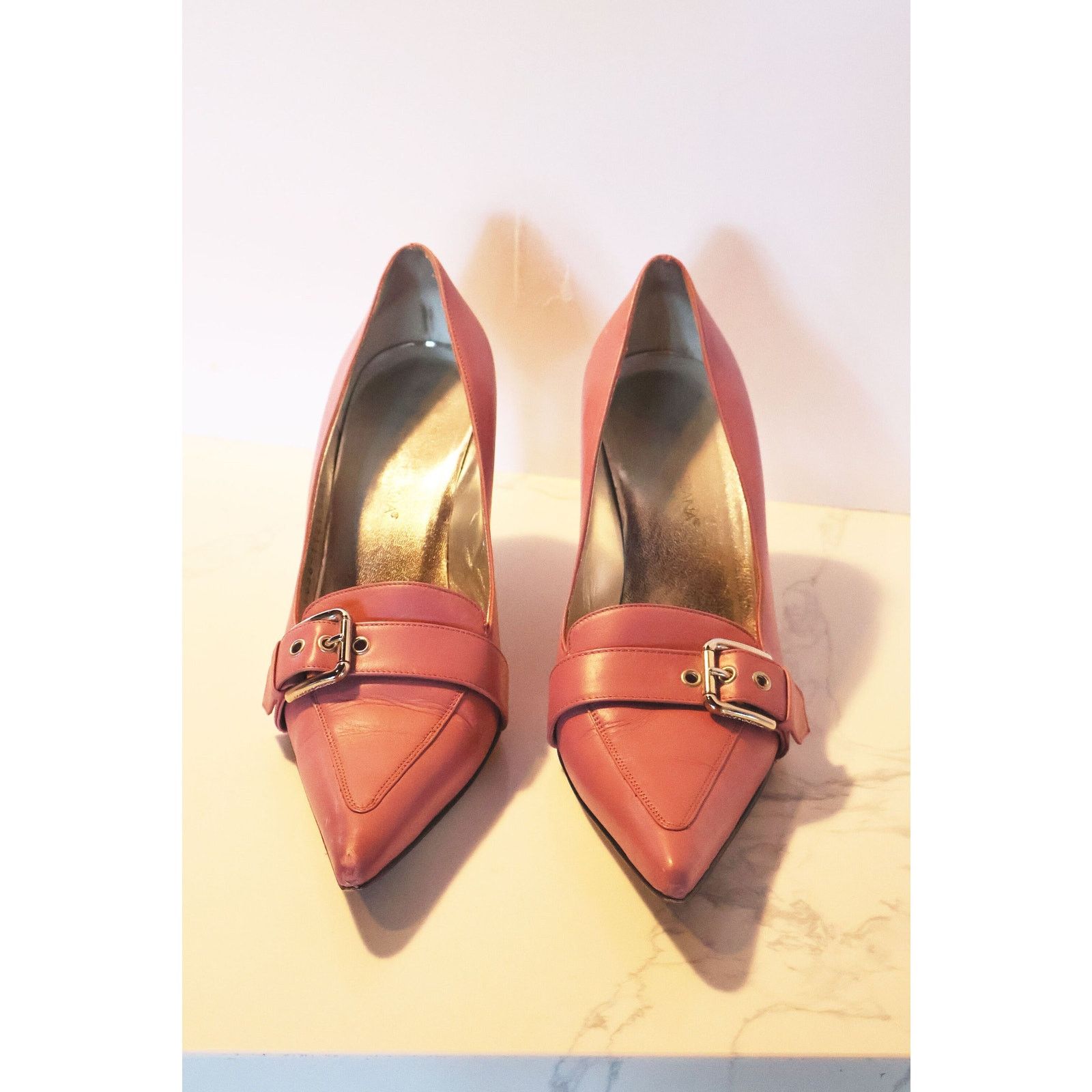 Dolce & Gabbana Vintage Dolce and Gabbana Pink Leather Pointy Toe Stiletto Size US 7.5 / IT 37.5 - 2 Thumbnail