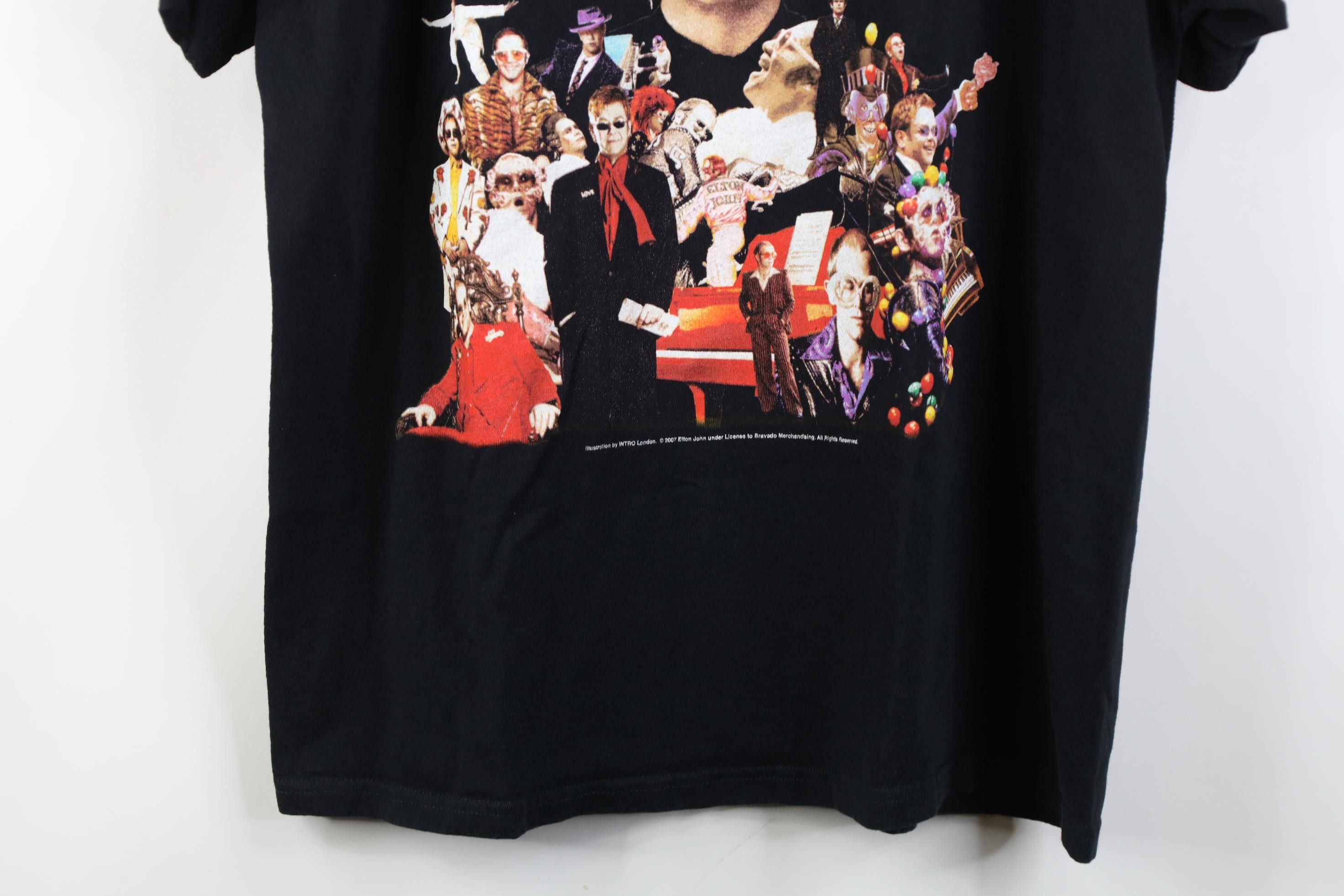 Vintage Y2K 2010 Tour Rocket Man Elton John Band T-Shirt Cotton Size US XL / EU 56 / 4 - 3 Thumbnail