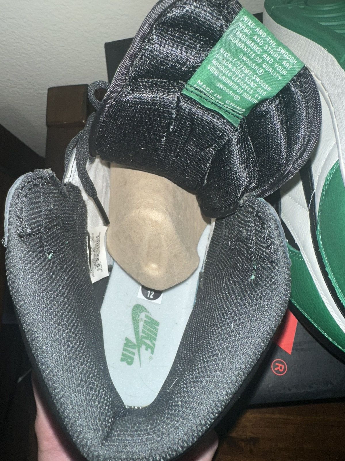 Nike AIR JORDAN 1 RETRO HIGH PINE GREEN Size US 12 / EU 45 - 7 Thumbnail