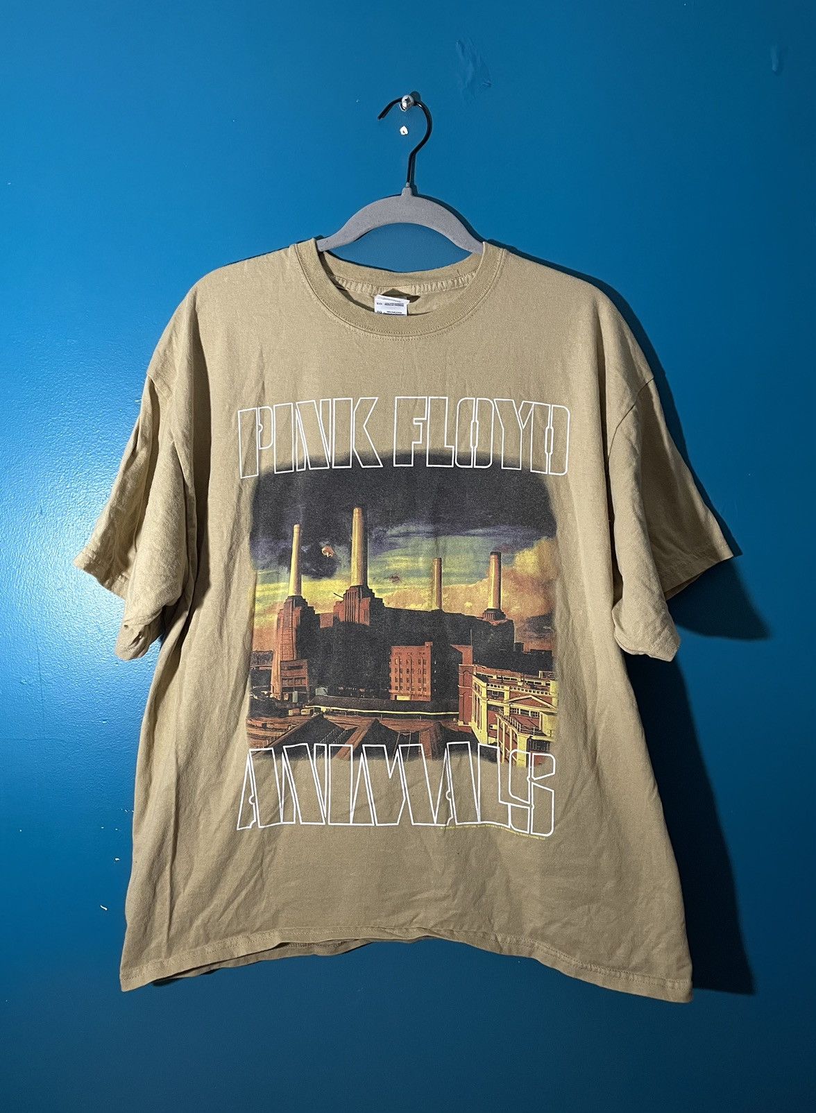 Gildan 2004 Gildan Pink Floyd Animals Studio Album Graphic T Shirt Size US XL / EU 56 / 4 - 1 Thumbnail