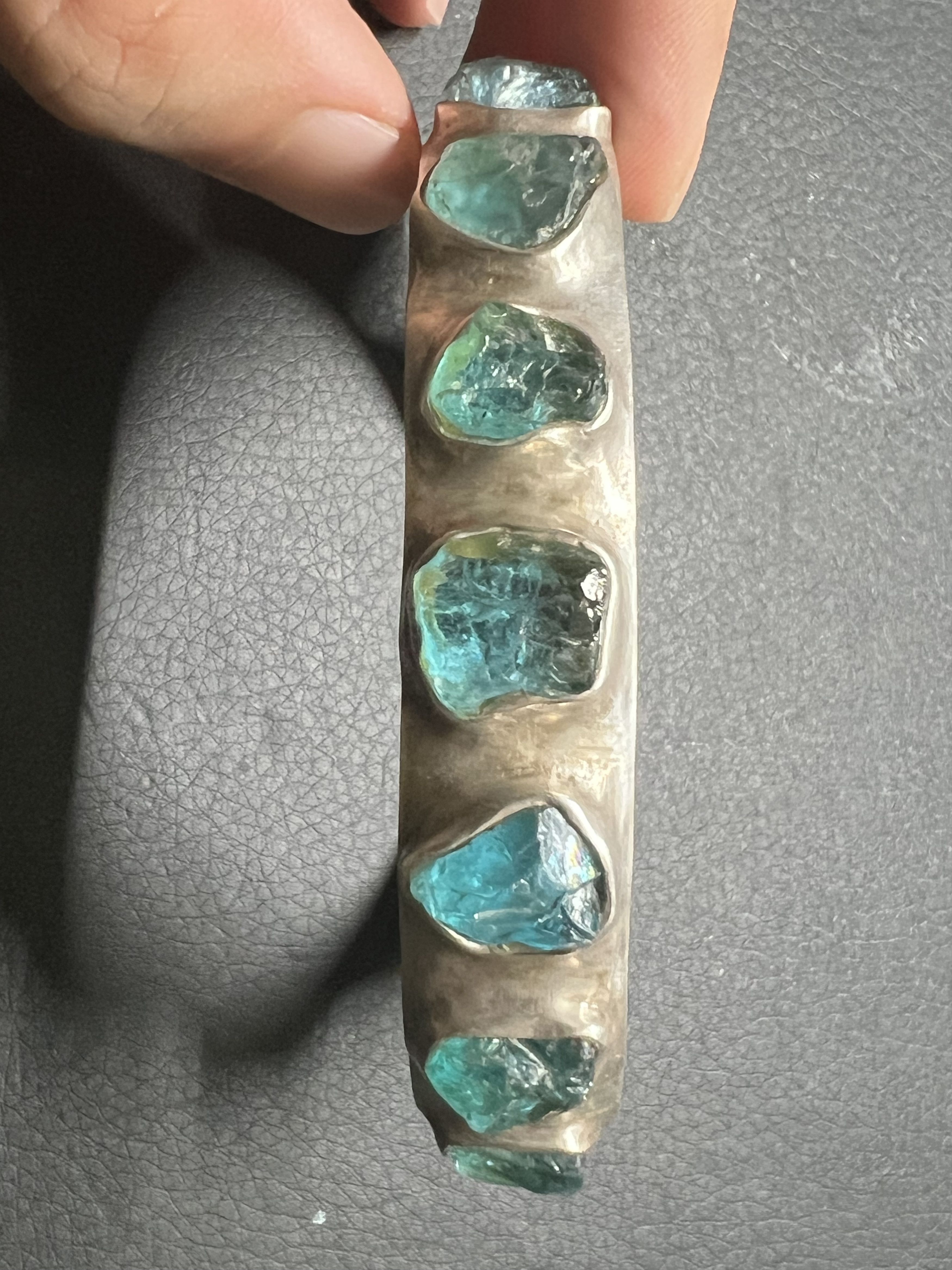 Parts Of Four Parts of Four Crescent Bracelet Neon Apatite Size ONE SIZE - 2 Thumbnail